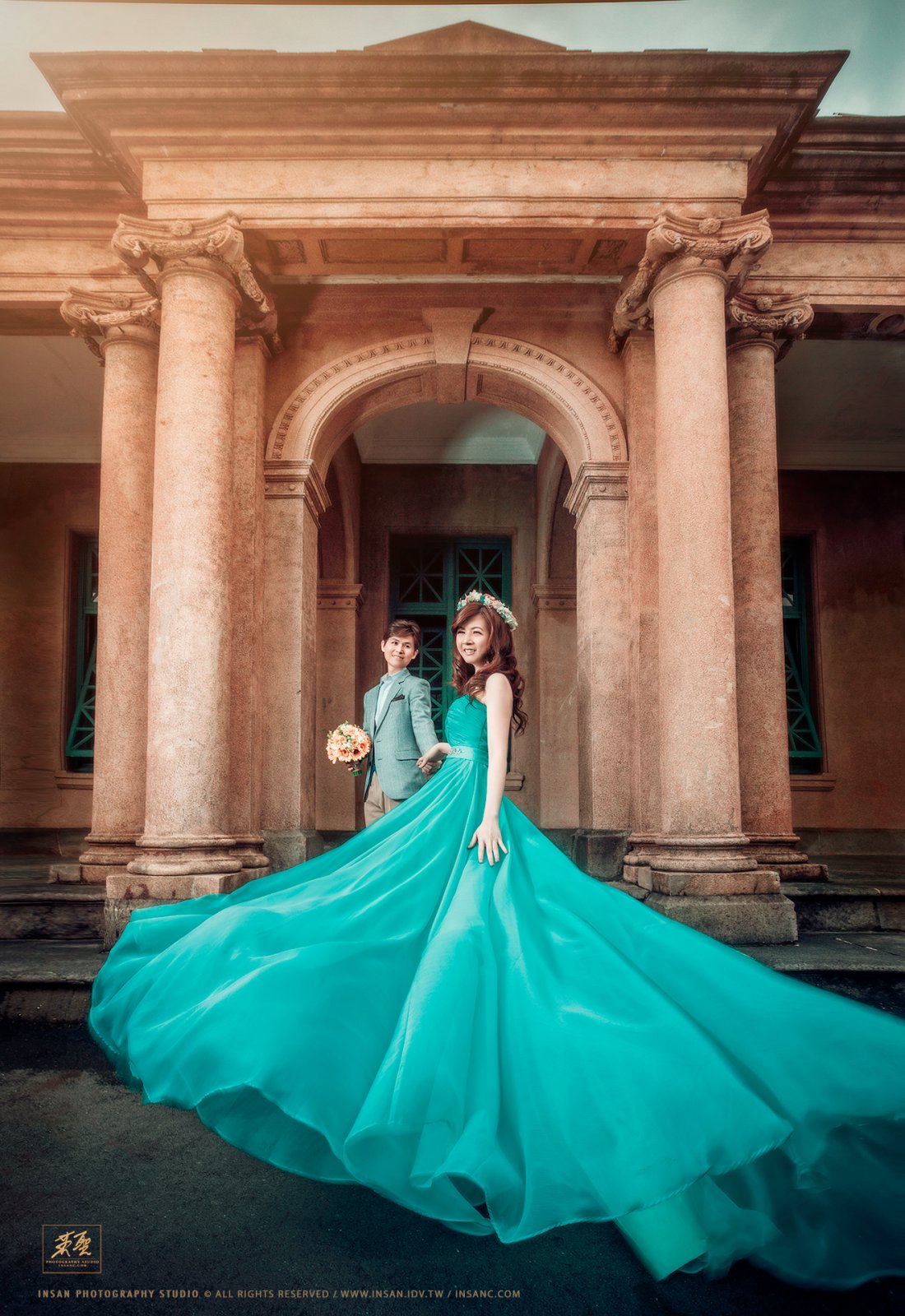 {婚攝英聖 |自主婚紗 }~軒軒_佳玲婚紗~自來水博物館-造型：昀臻