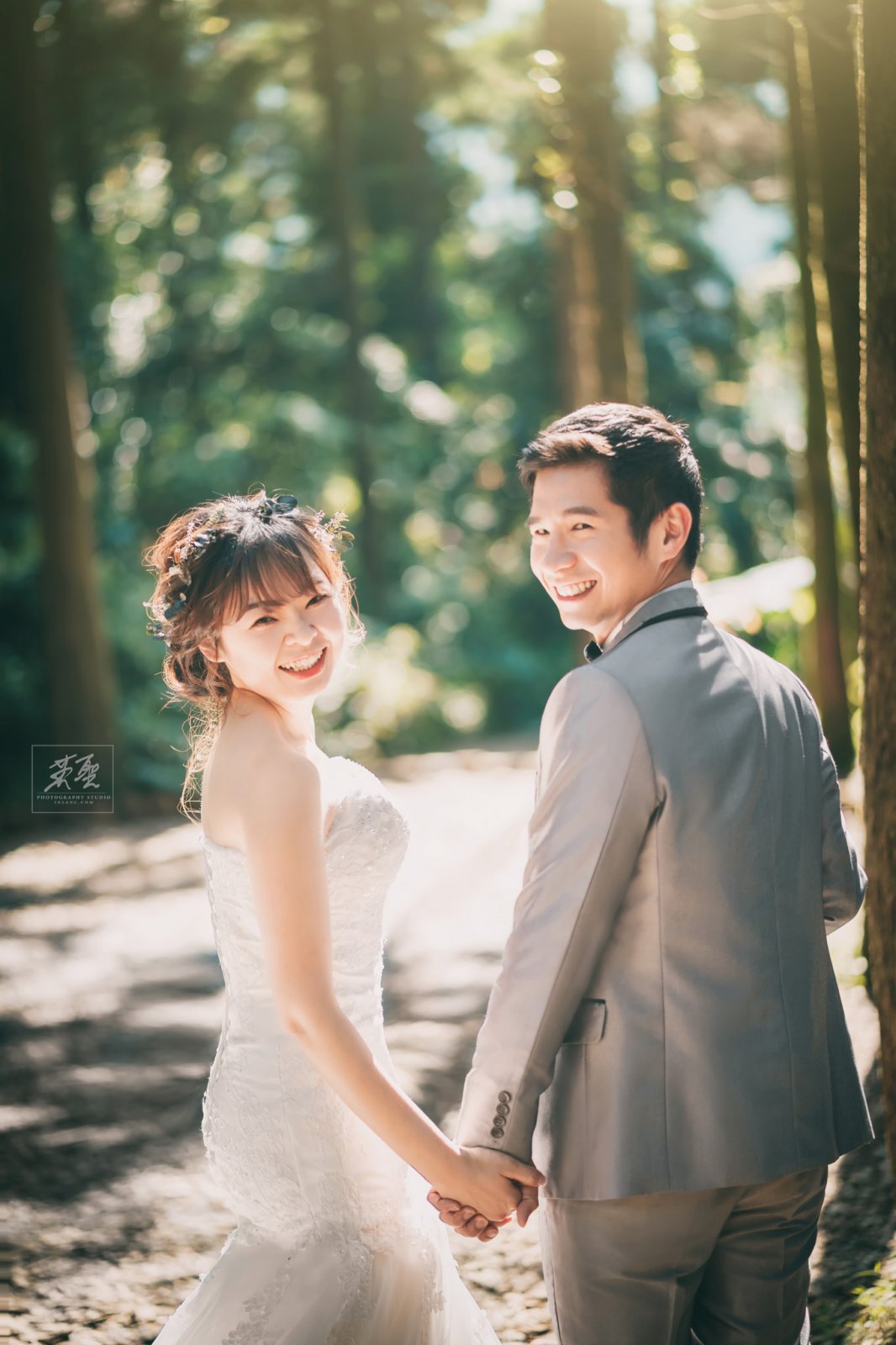 陽明山風景區(黑森林/擎天岡/冷水坑)-10個英聖自助婚紗超美景點|精華作品懶人包 37 婚攝英聖-婚禮記錄-婚紗攝影-48830109363 80f6329fd8 o 1