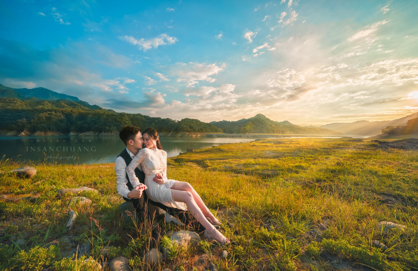 {婚攝英聖 |自主婚紗 }~用愛看見台灣之桃園婚紗-造型:昀臻 ~幽靈瀑布、蝙蝠洞、石門水庫