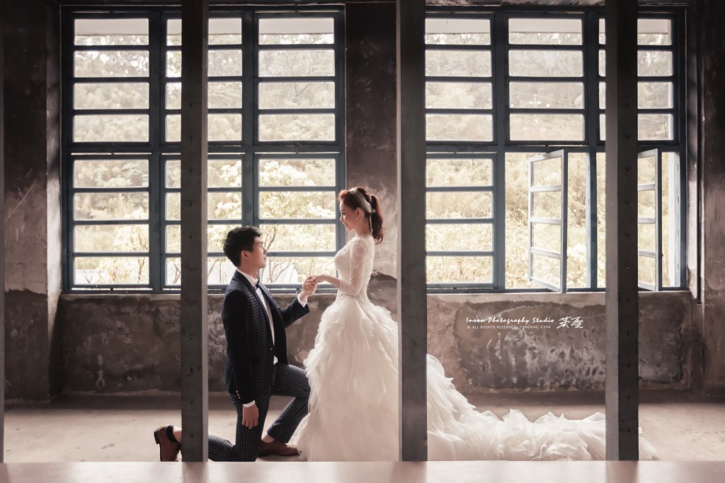 6種百看不膩婚紗照!婚紗攝影自然風格互動pose中最美好的甜蜜畫面 81 婚攝英聖-婚禮記錄-婚紗攝影-32148990843 2b12d24809 o