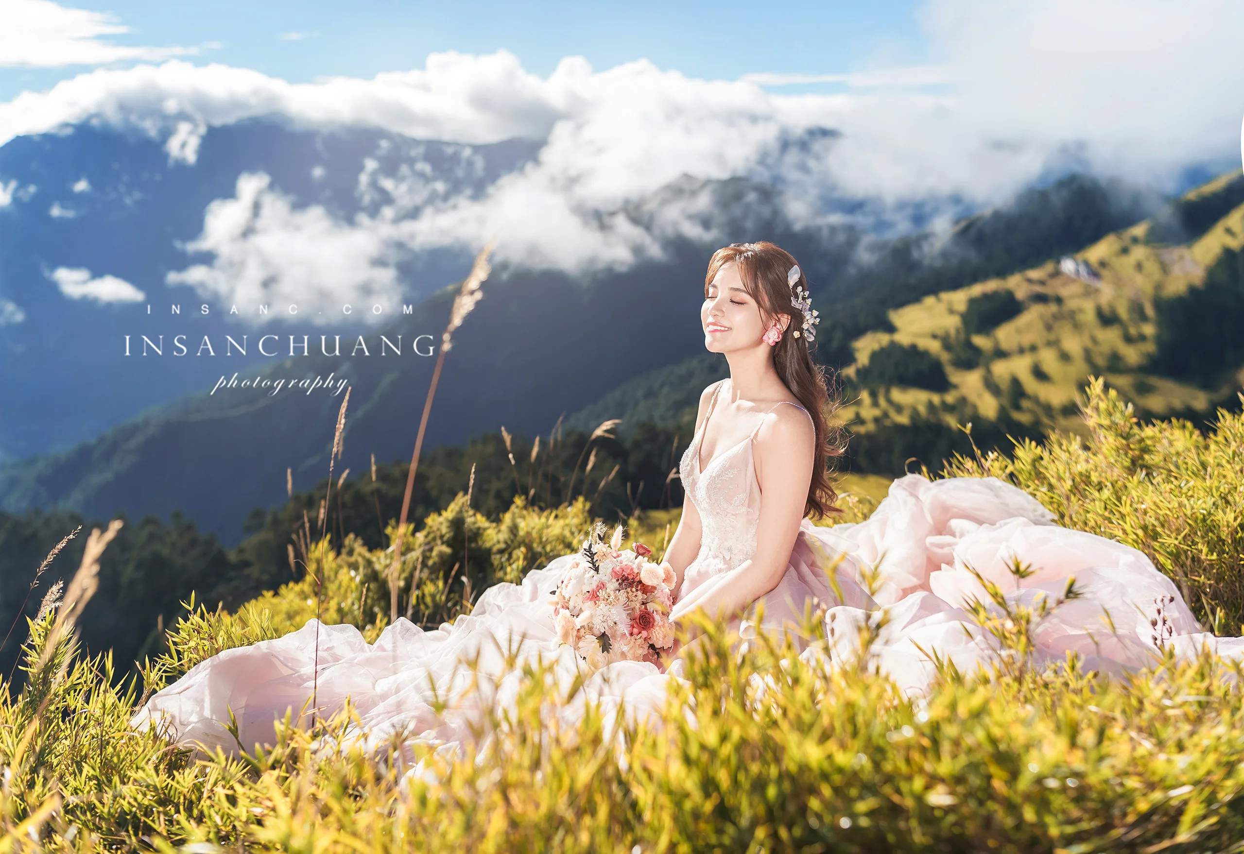 合歡山婚紗景點(合歡山群峰/老英格蘭/清境)-10個英聖婚紗攝影超美外拍景點|精華作品懶人包 1 合歡山婚紗景點(合歡山群峰/老英格蘭/清境)-10個英聖婚紗攝影超美外拍景點|精華作品懶人包 婚攝英聖