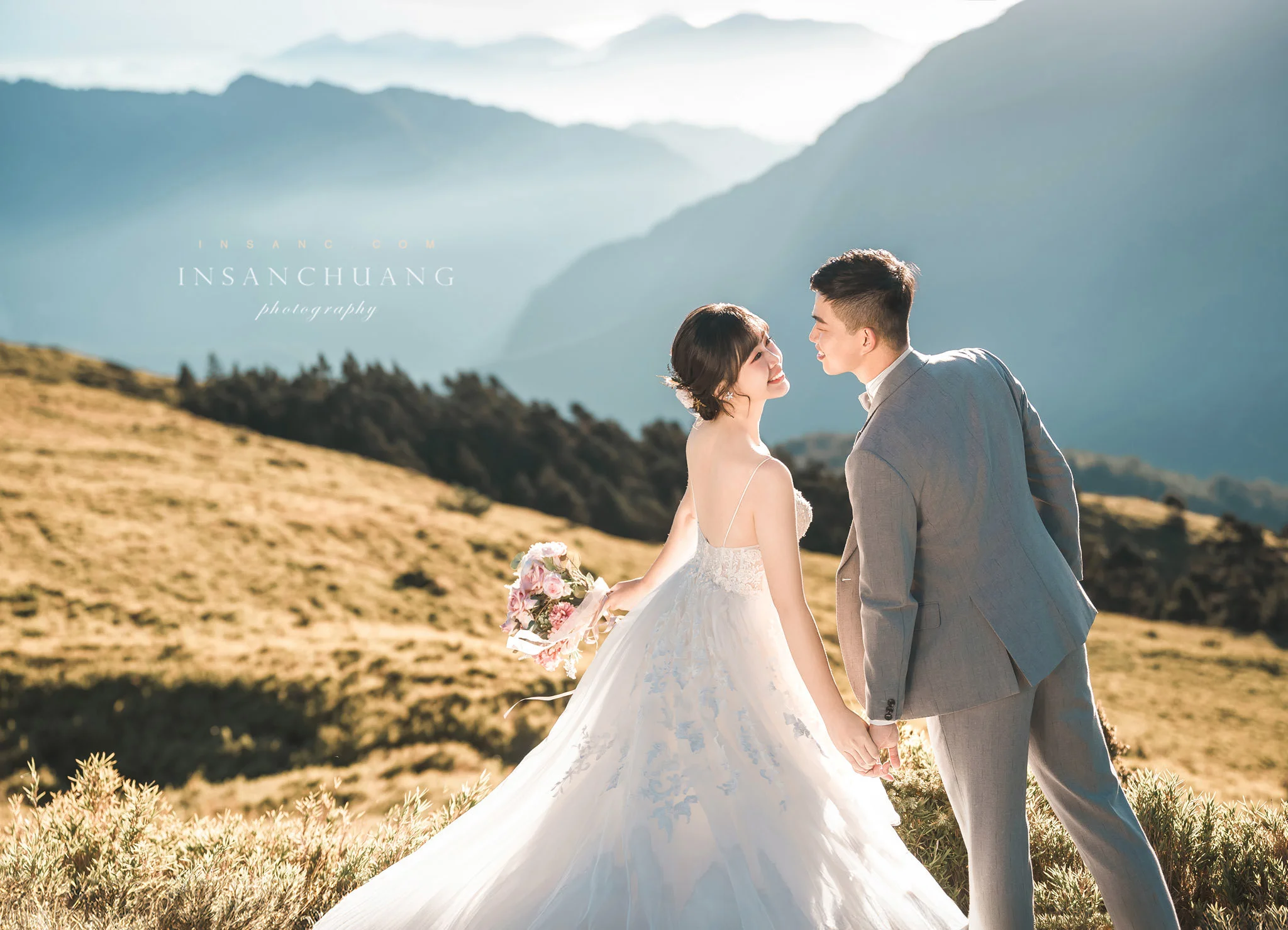 合歡山婚紗景點(合歡山群峰/老英格蘭/清境)-10個英聖婚紗攝影超美外拍景點|精華作品懶人包 59 合歡山婚紗景點(合歡山群峰/老英格蘭/清境)-10個英聖婚紗攝影超美外拍景點|精華作品懶人包 婚攝英聖