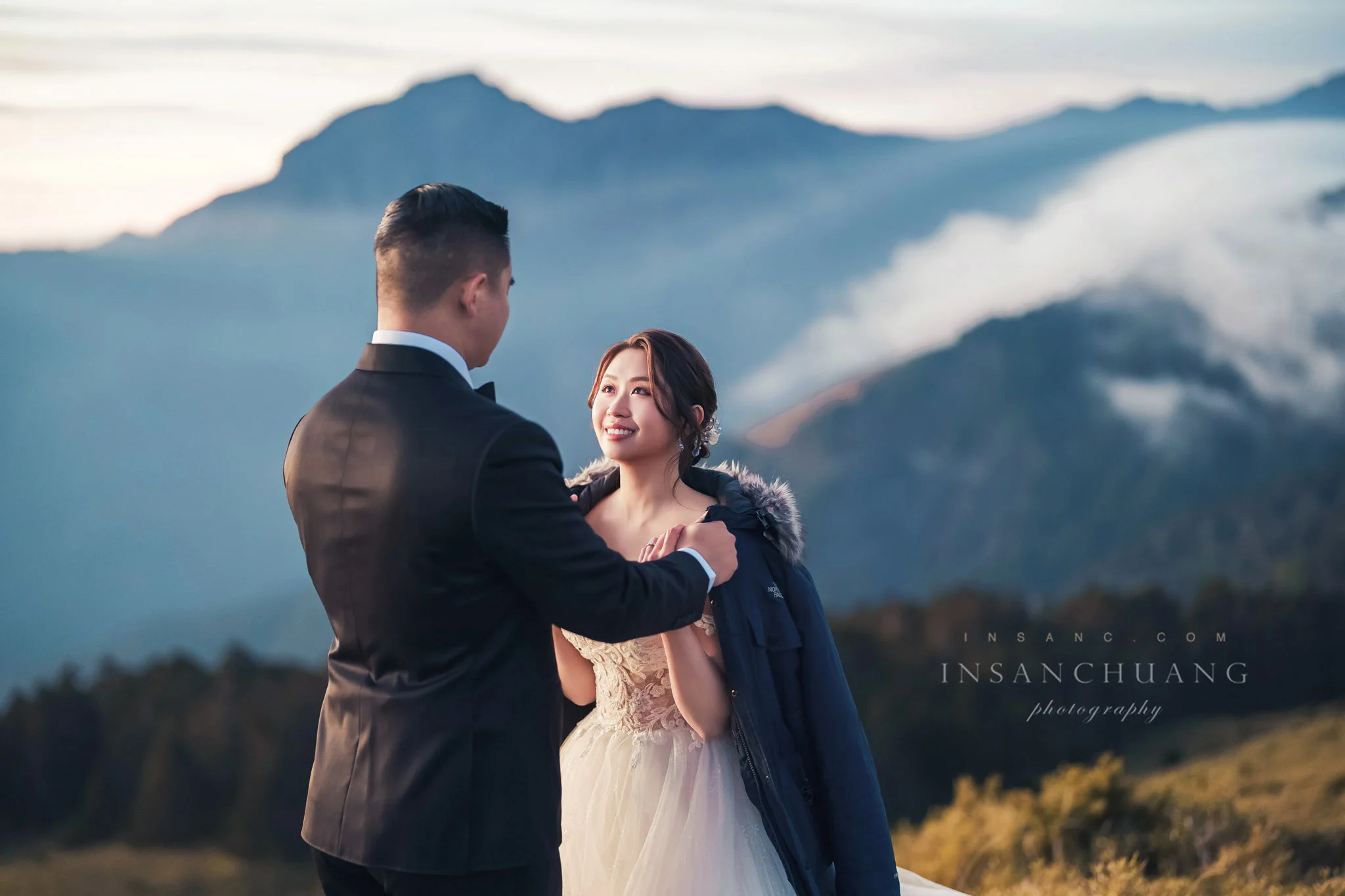 {婚攝英聖|自主婚紗}James+Claire合歡山婚紗-星空雲海日出婚紗攝影-高山婚紗-便服婚紗-造型:朵咪 婚攝英聖
