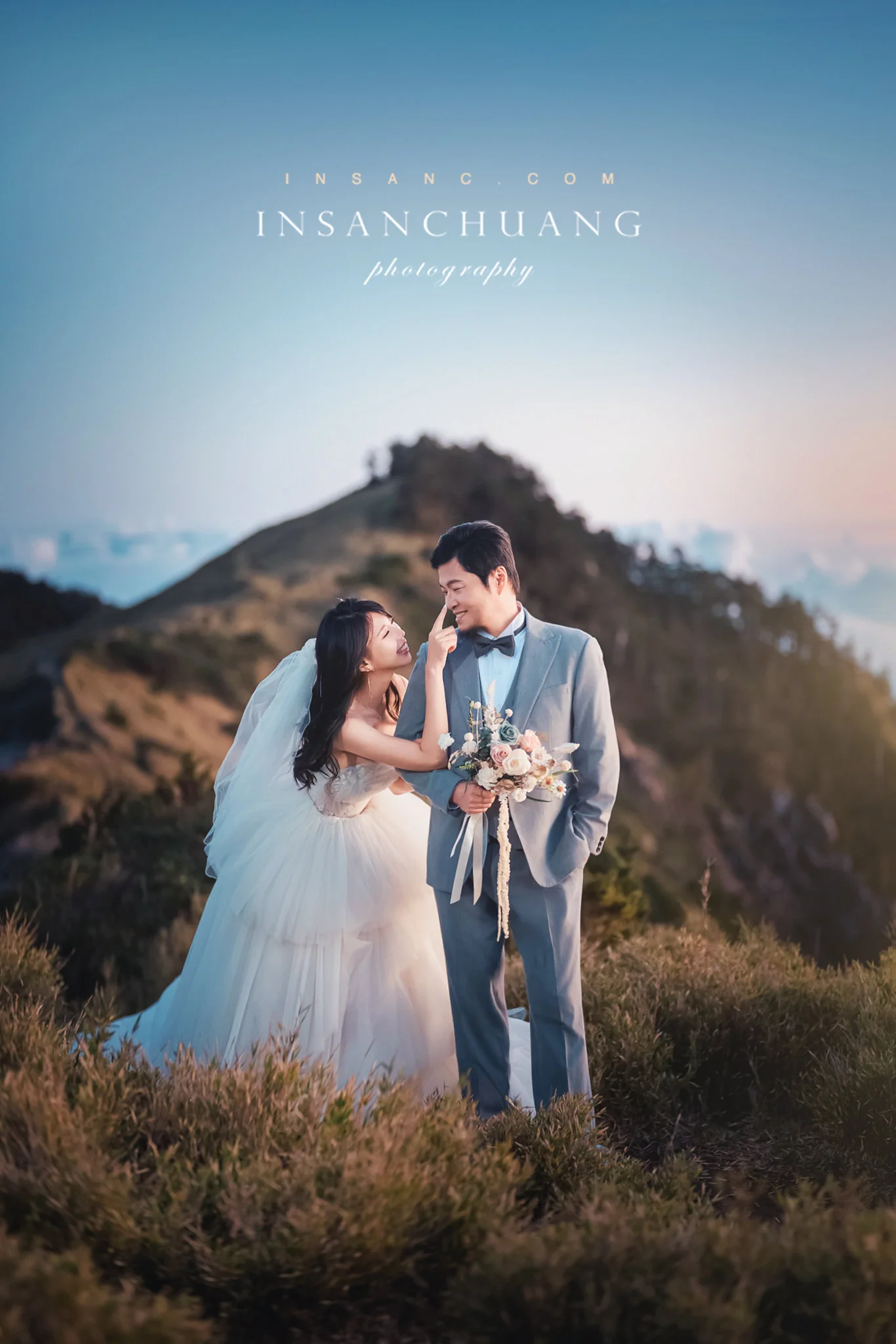 {婚攝英聖|自主婚紗}Justy+Mina合歡山高山婚紗-夕陽星空日出雲海婚紗攝影-造型:崔羿樂 婚攝英聖