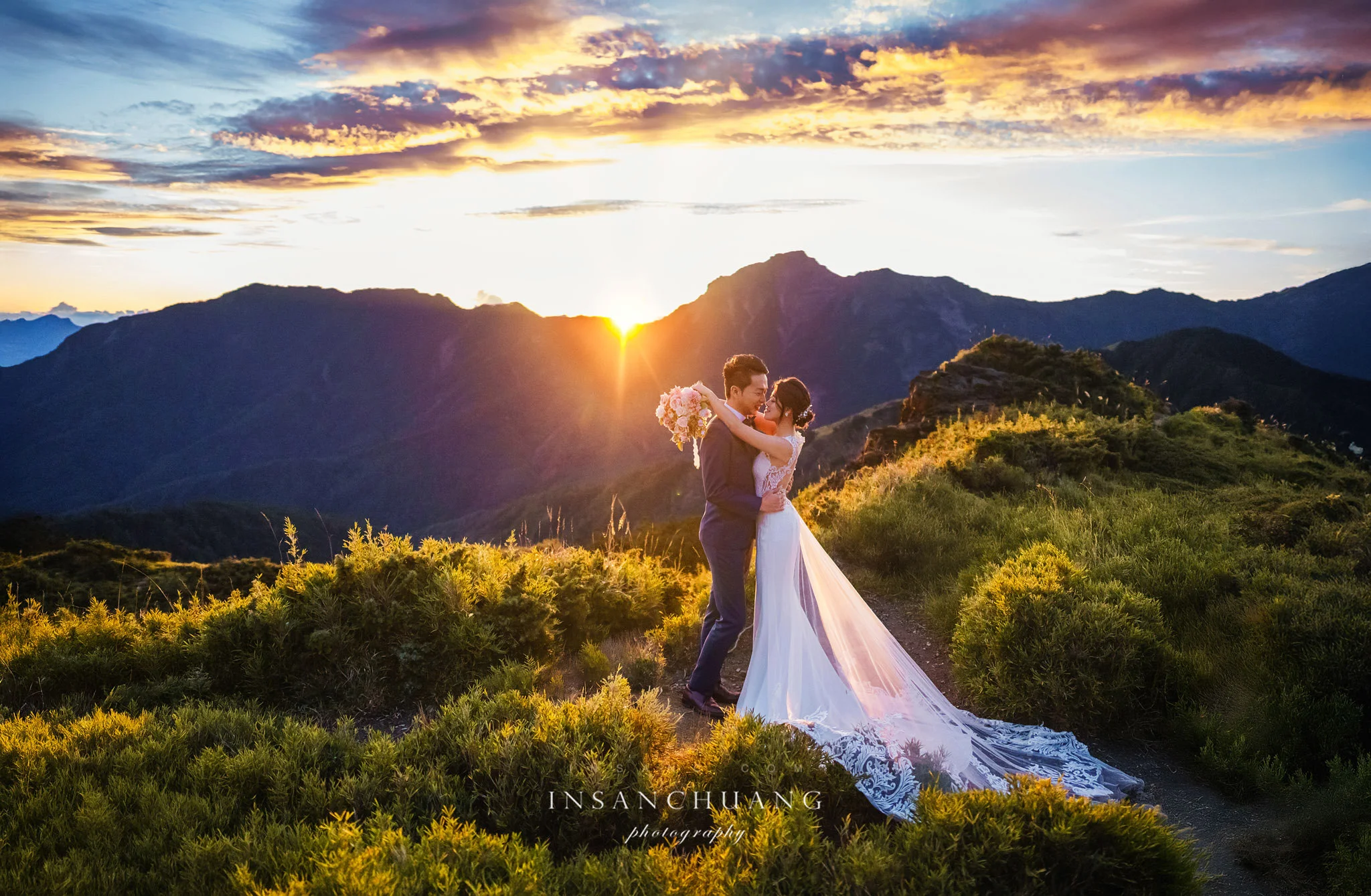 {婚攝英聖|自主婚紗}Lydia+Evan合歡山高山婚紗攝影-台大校園婚紗-合歡山星空日出婚紗-造型:朵咪 婚攝英聖