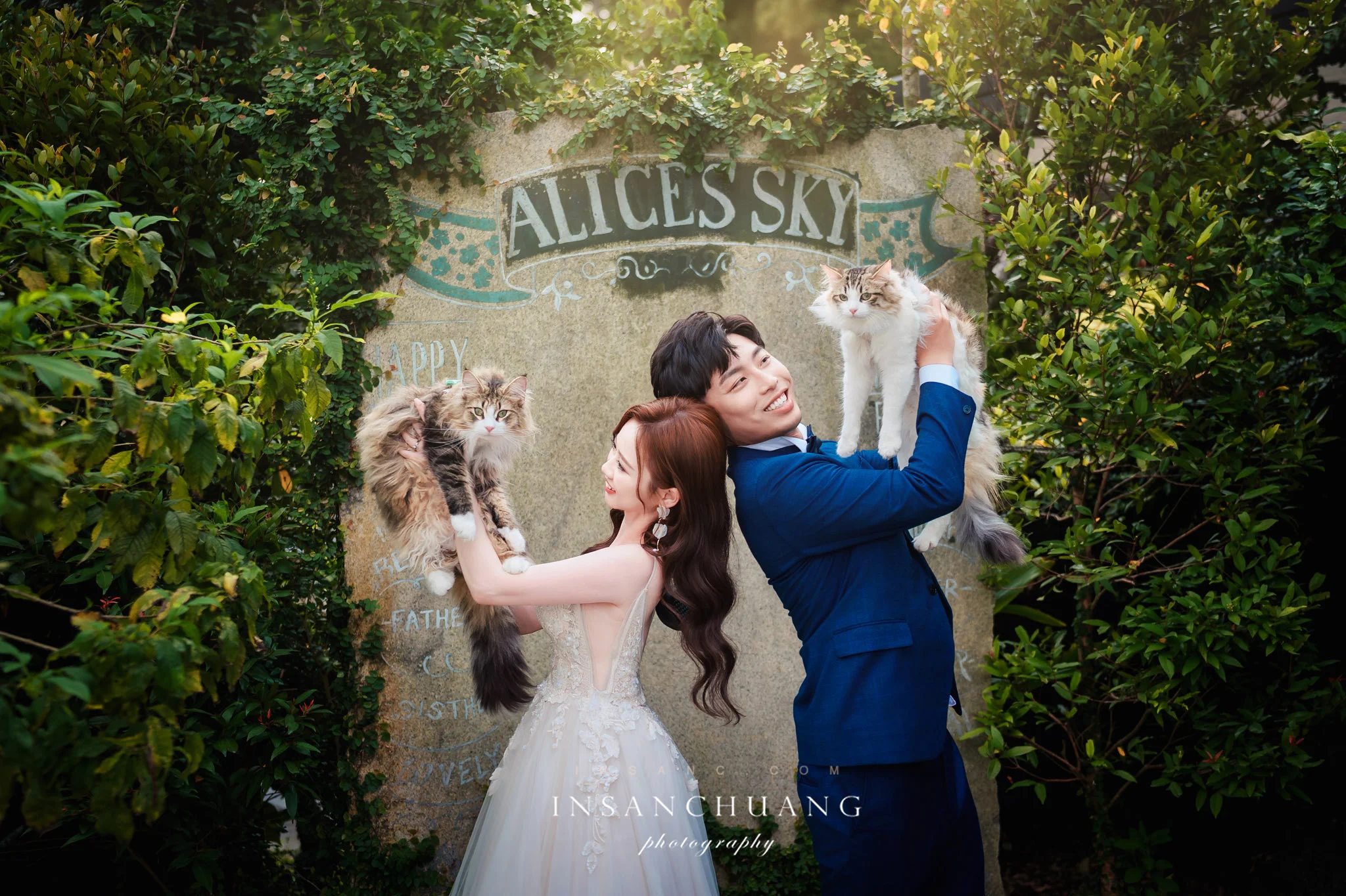 這場婚紗有個特別嘉賓：Nick＆小晴+ 貓主子-造型:朵咪 婚攝英聖