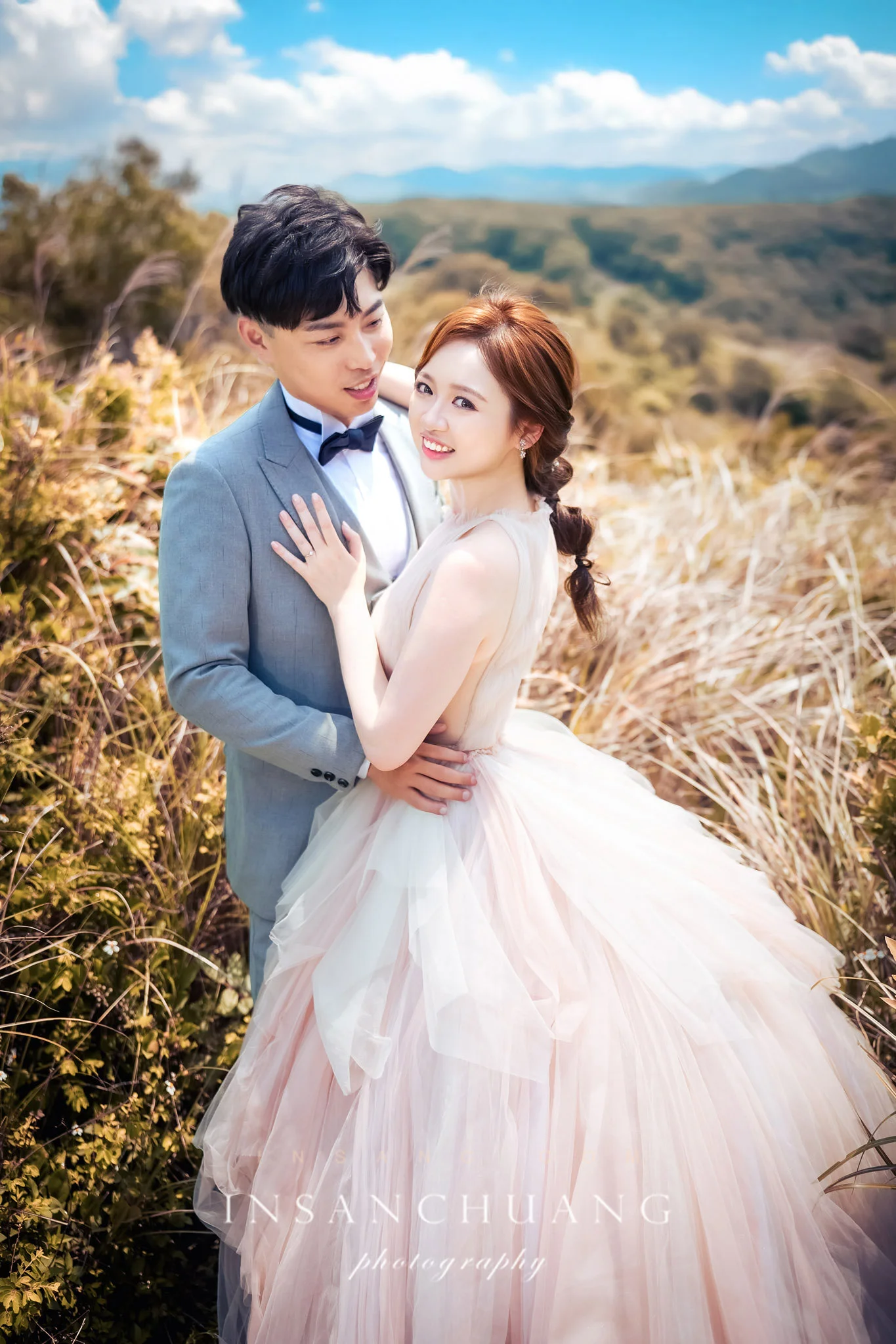 這場婚紗有個特別嘉賓：Nick＆小晴+ 貓主子-造型:朵咪 婚攝英聖