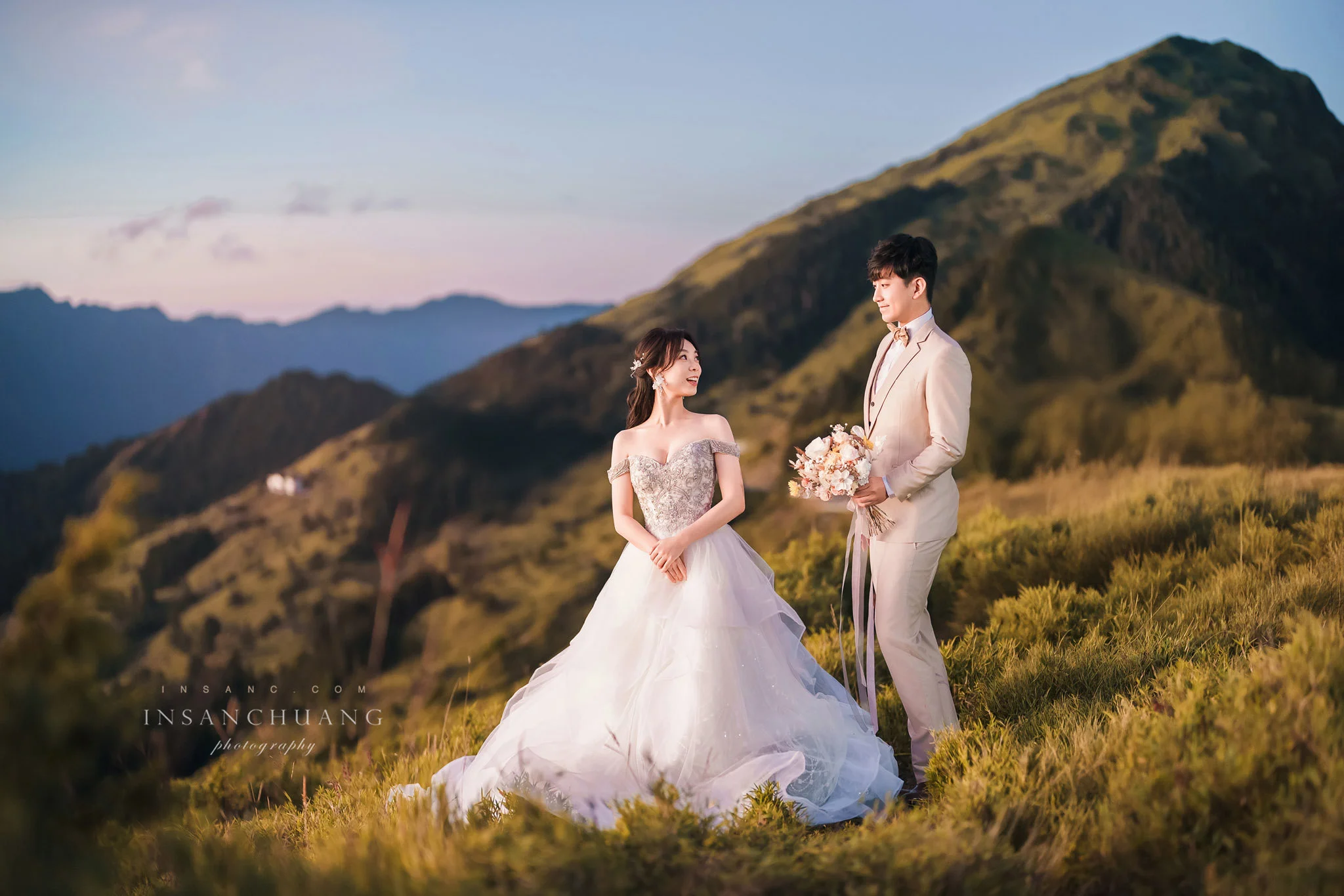 {婚攝英聖|自主婚紗}Tommy+Ellen合歡山高山婚紗-露營婚紗-便服婚紗-夕陽星空日出婚紗攝影-造型:朵咪 22 {婚攝英聖|自主婚紗}Tommy+Ellen合歡山高山婚紗-露營婚紗-便服婚紗-夕陽星空日出婚紗攝影-造型:朵咪 婚攝英聖