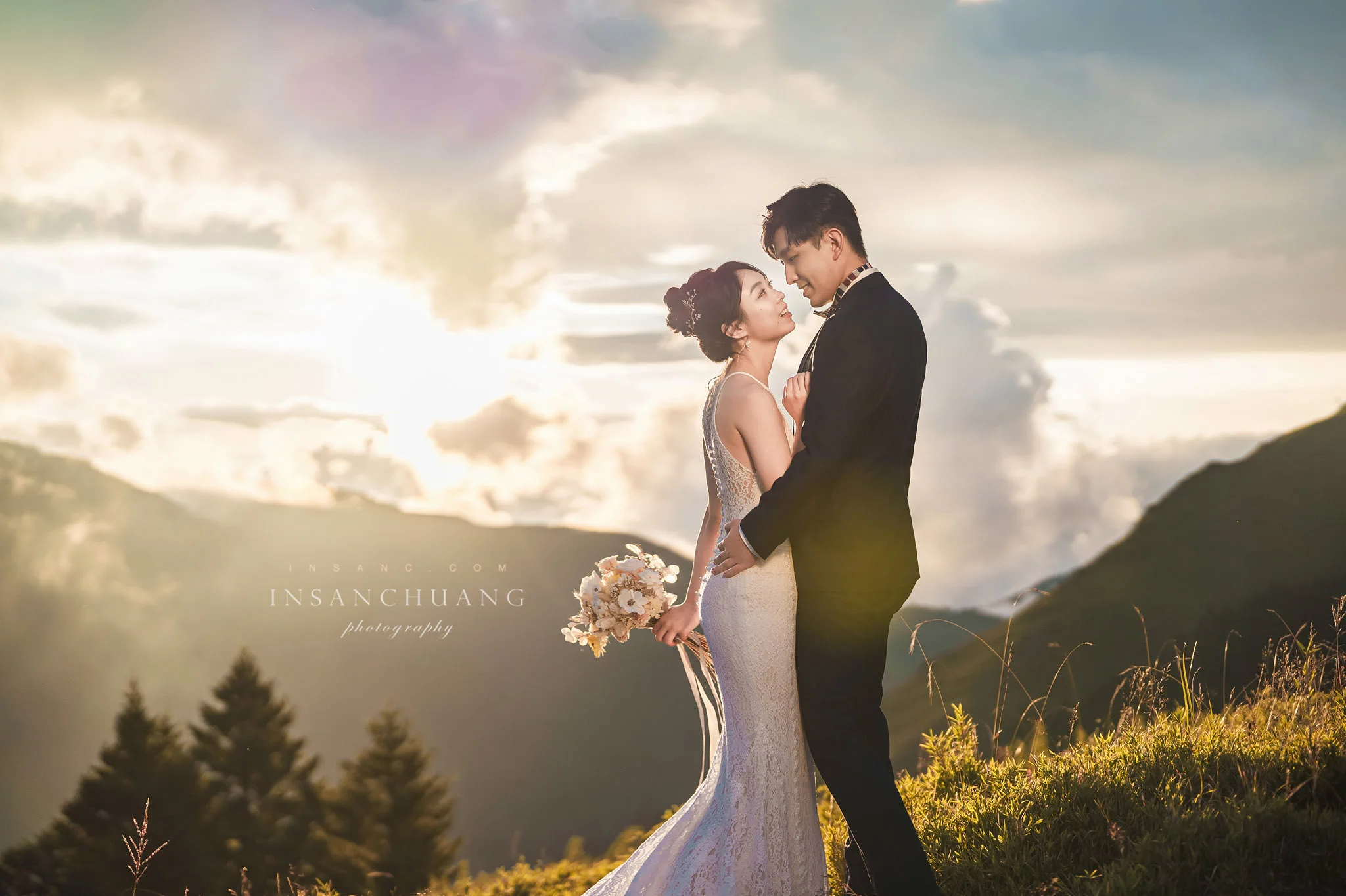 {婚攝英聖|自主婚紗}Tommy+Ellen合歡山高山婚紗-露營婚紗-便服婚紗-夕陽星空日出婚紗攝影-造型:朵咪 29 {婚攝英聖|自主婚紗}Tommy+Ellen合歡山高山婚紗-露營婚紗-便服婚紗-夕陽星空日出婚紗攝影-造型:朵咪 婚攝英聖