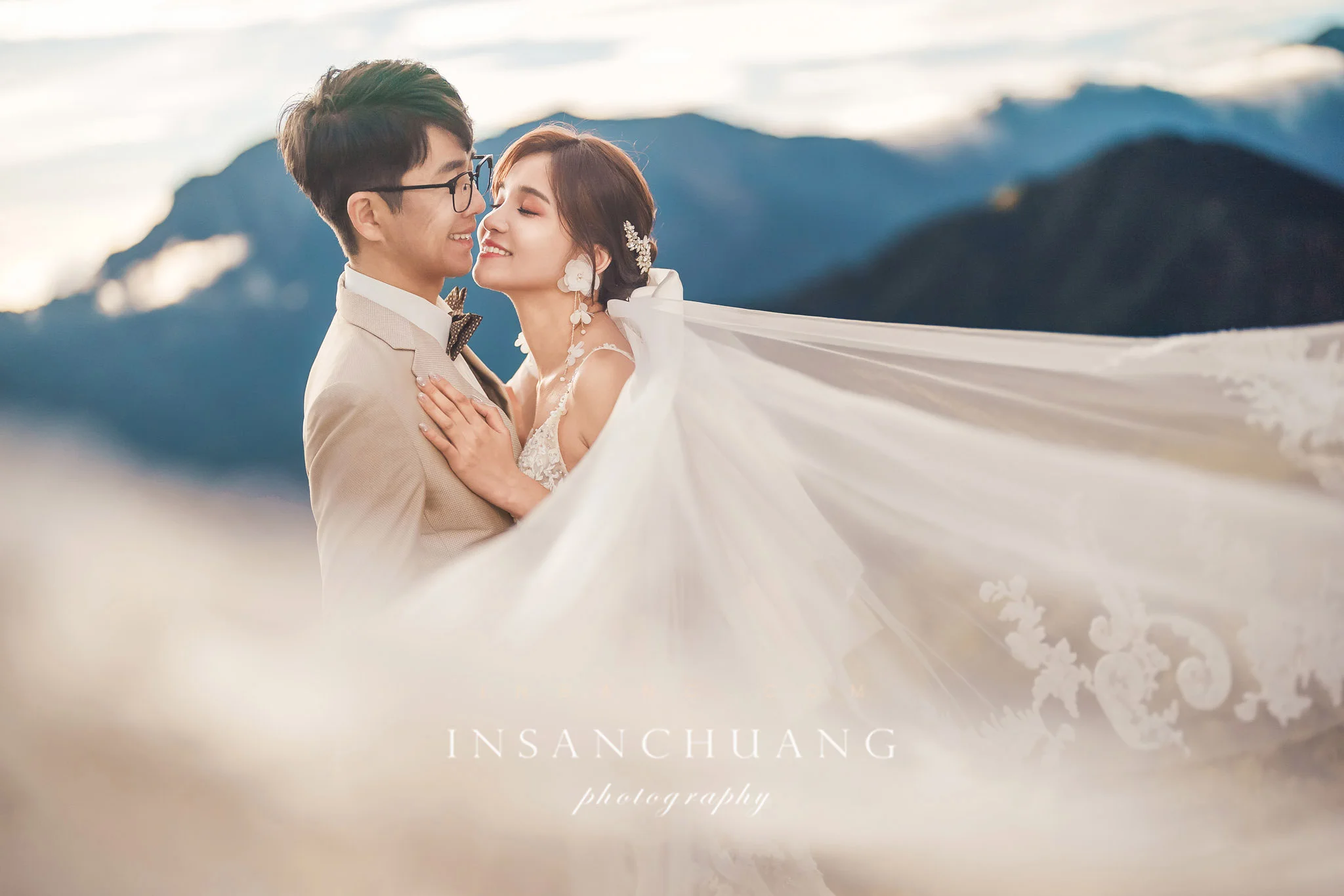 {婚攝英聖|自主婚紗}博士+咪咪高山婚紗攝影-合歡山日出婚紗-台中都會街拍-海邊夕陽婚紗-造型:朵咪 婚攝英聖