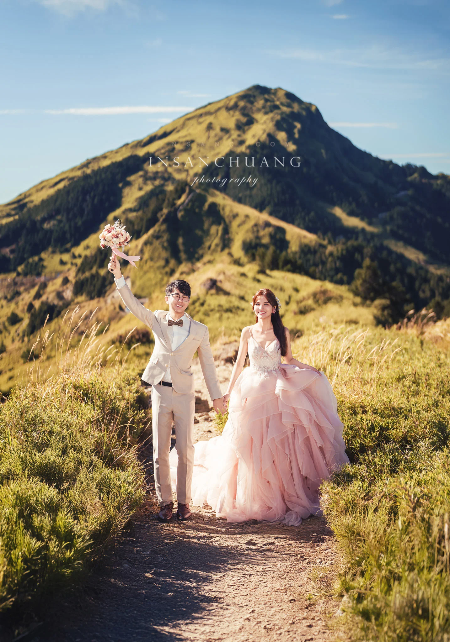 {婚攝英聖|自主婚紗}博士+咪咪高山婚紗攝影-合歡山日出婚紗-台中都會街拍-海邊夕陽婚紗-造型:朵咪 婚攝英聖