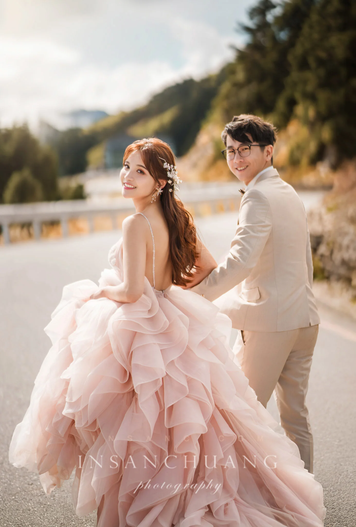 {婚攝英聖|自主婚紗}博士+咪咪高山婚紗攝影-合歡山日出婚紗-台中都會街拍-海邊夕陽婚紗-造型:朵咪 婚攝英聖