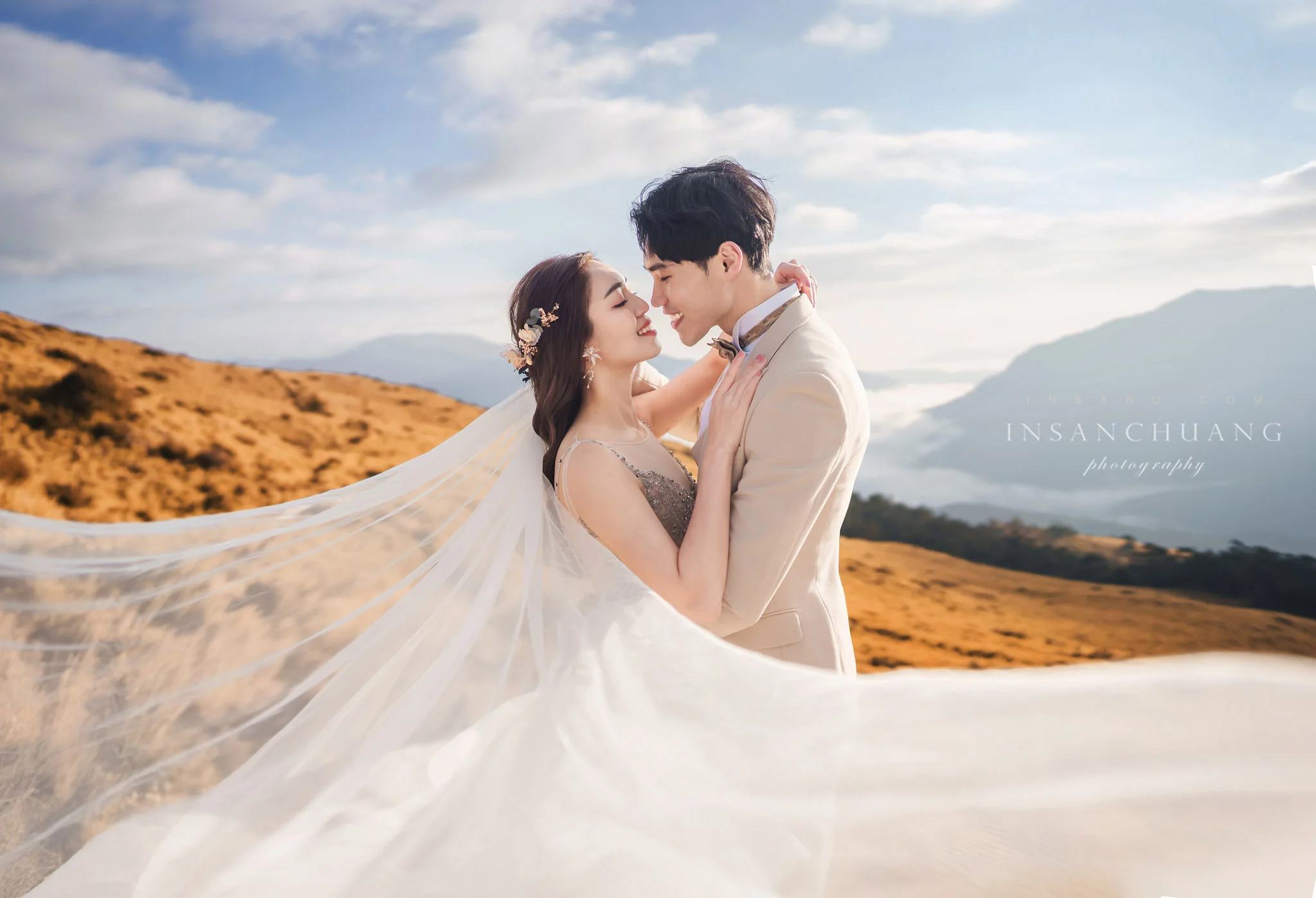 和櫻花的浪漫相遇：小藍+佳穎的高山婚紗-造型:朵咪 婚攝英聖