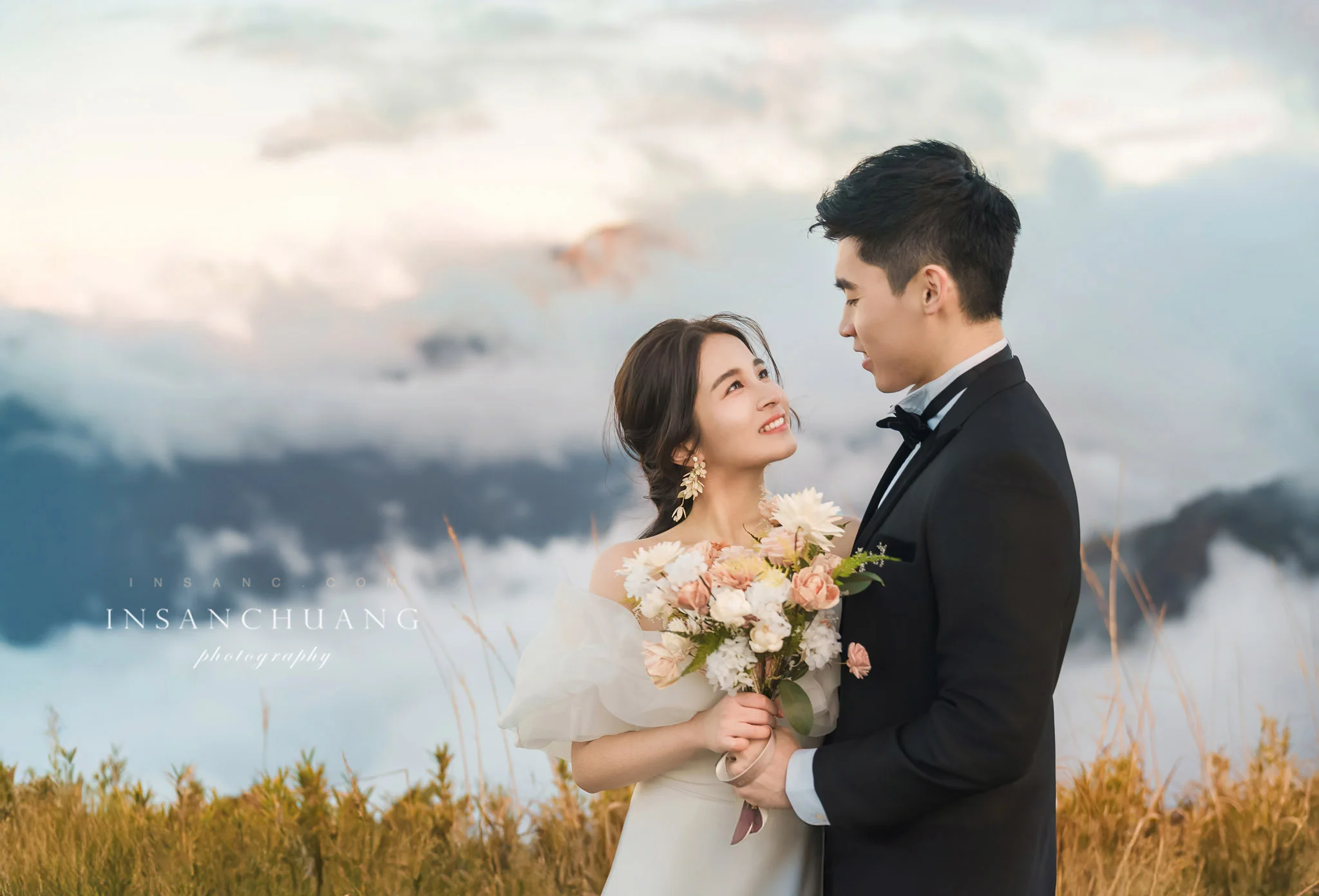 {婚攝英聖|自主婚紗}老曹+丸子合歡山婚紗攝影-高山婚紗-星空日出雲海婚紗-旗袍婚紗-造型:朵咪 婚攝英聖