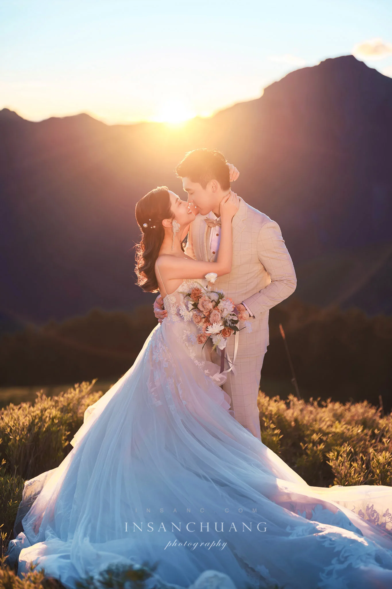 {婚攝英聖|自主婚紗}老曹+丸子合歡山婚紗攝影-高山婚紗-星空日出雲海婚紗-旗袍婚紗-造型:朵咪 婚攝英聖
