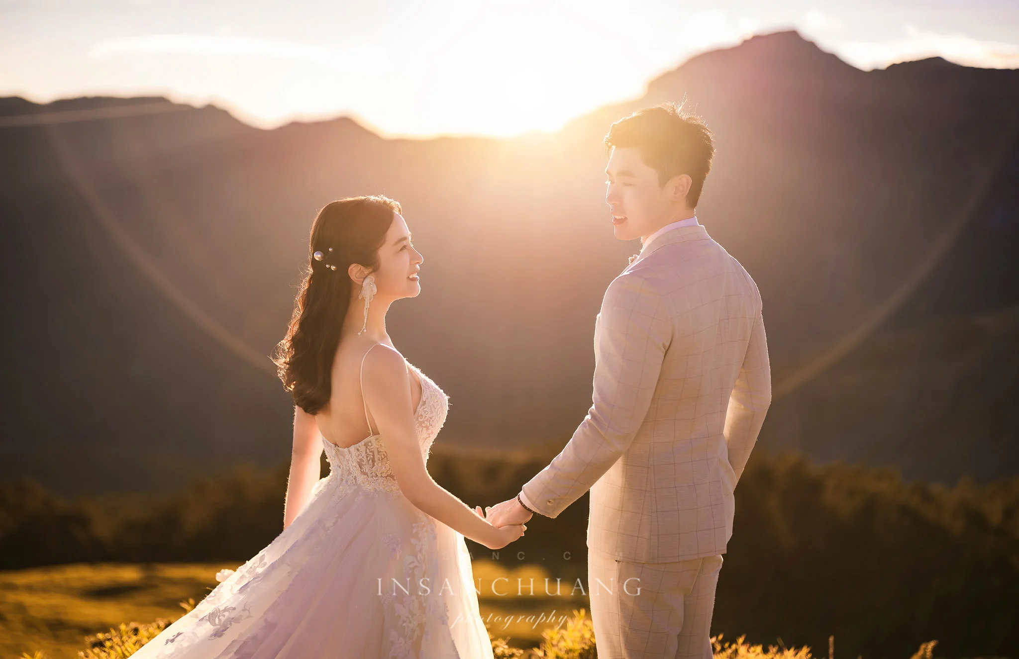 {婚攝英聖|自主婚紗}老曹+丸子合歡山婚紗攝影-高山婚紗-星空日出雲海婚紗-旗袍婚紗-造型:朵咪 婚攝英聖