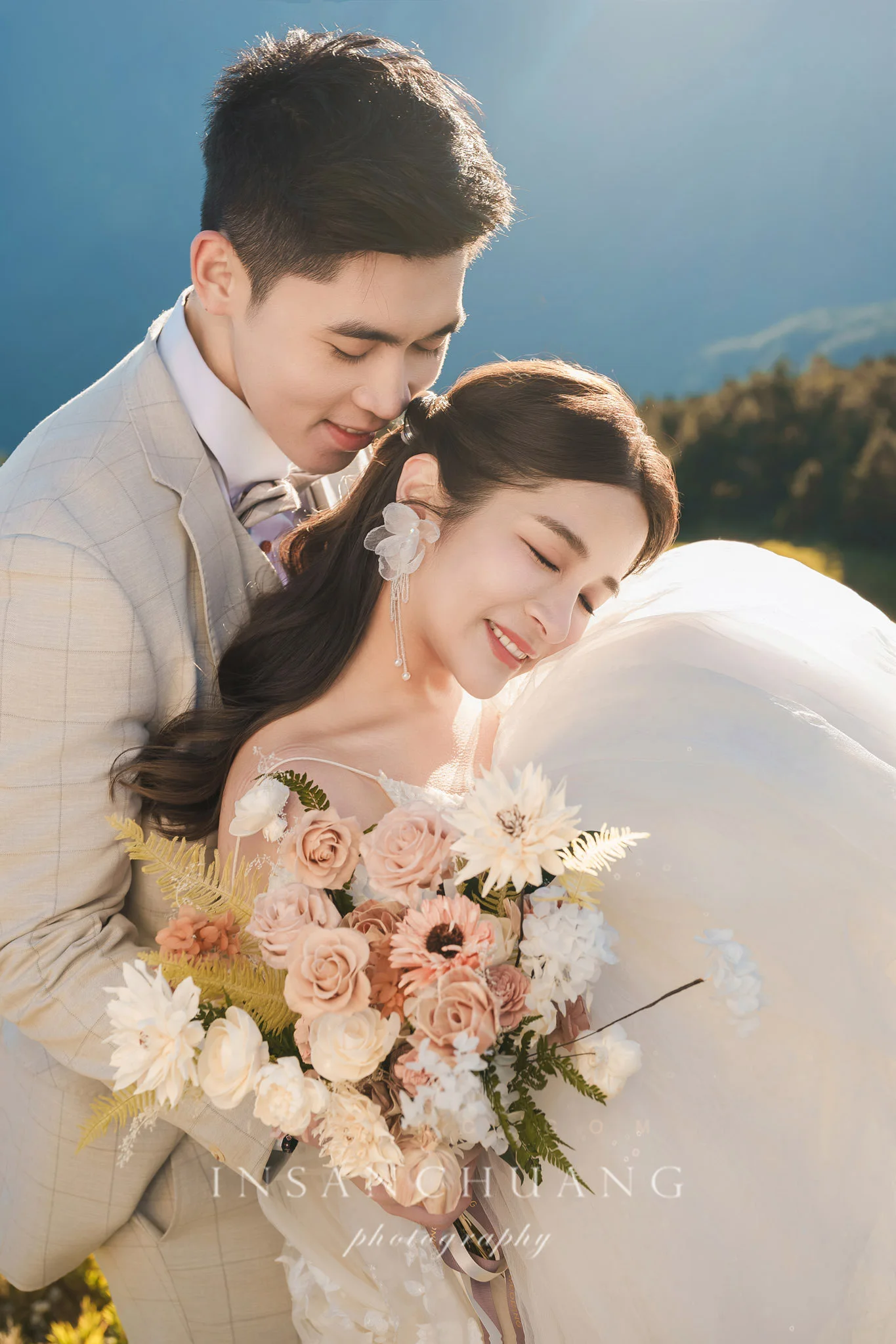 {婚攝英聖|自主婚紗}老曹+丸子合歡山婚紗攝影-高山婚紗-星空日出雲海婚紗-旗袍婚紗-造型:朵咪 婚攝英聖