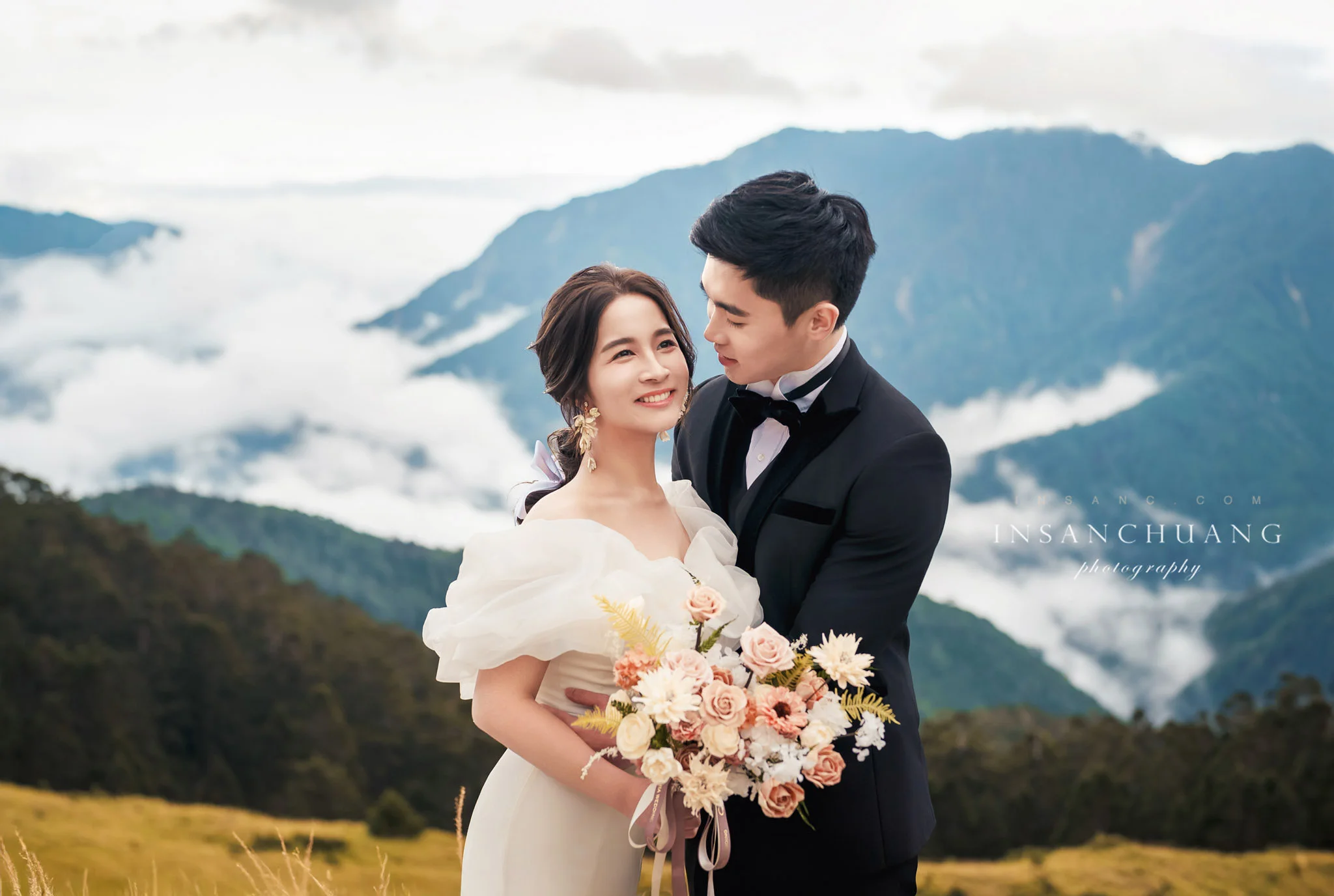 {婚攝英聖|自主婚紗}老曹+丸子合歡山婚紗攝影-高山婚紗-星空日出雲海婚紗-旗袍婚紗-造型:朵咪 婚攝英聖