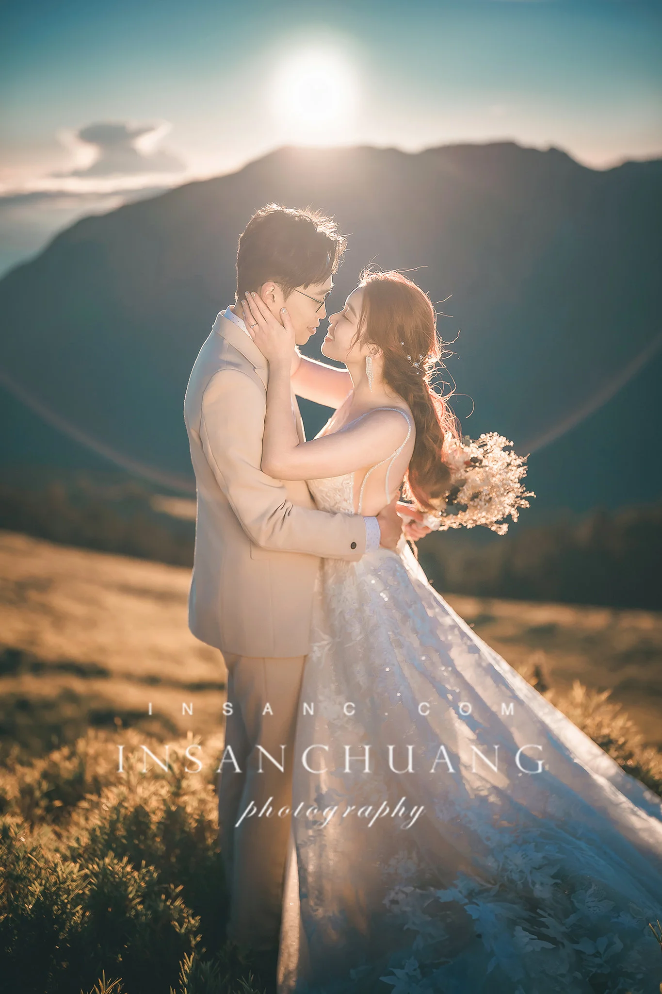 {婚攝英聖|自主婚紗}阿展+Mickey合歡山夕陽雲海日出婚紗攝影-高山婚紗-造型:朵咪 3 {婚攝英聖|自主婚紗}阿展+Mickey合歡山夕陽雲海日出婚紗攝影-高山婚紗-造型:朵咪 婚攝英聖