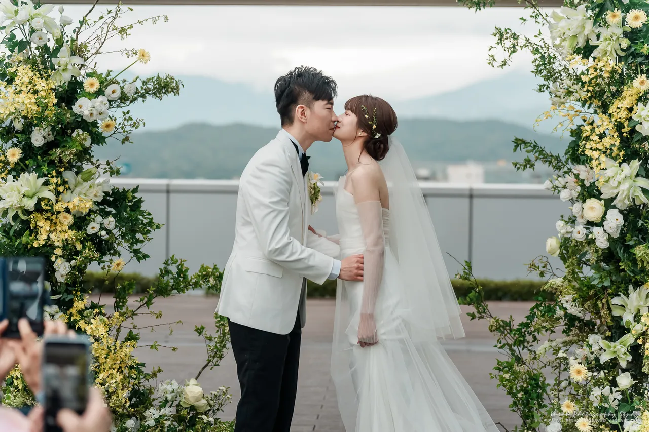 [ 婚攝英聖 | 台北婚攝 ] 修豪+郁雯 { 地點:國泰萬怡酒店Courtyard by Marriott Taipei Downtown} 婚攝英聖