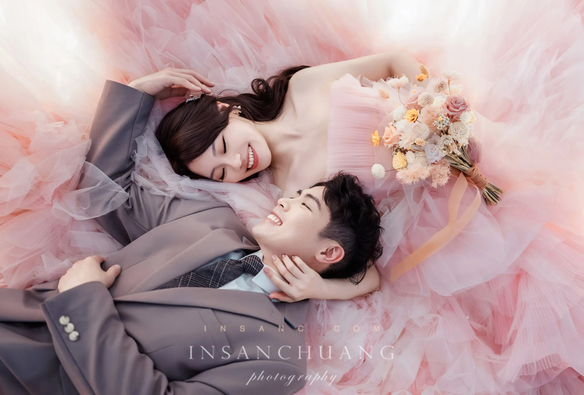 絕美陽明山光影婚紗：晉晉+璐璐最自然的呼吸感婚紗- 造型：朵咪 婚攝英聖