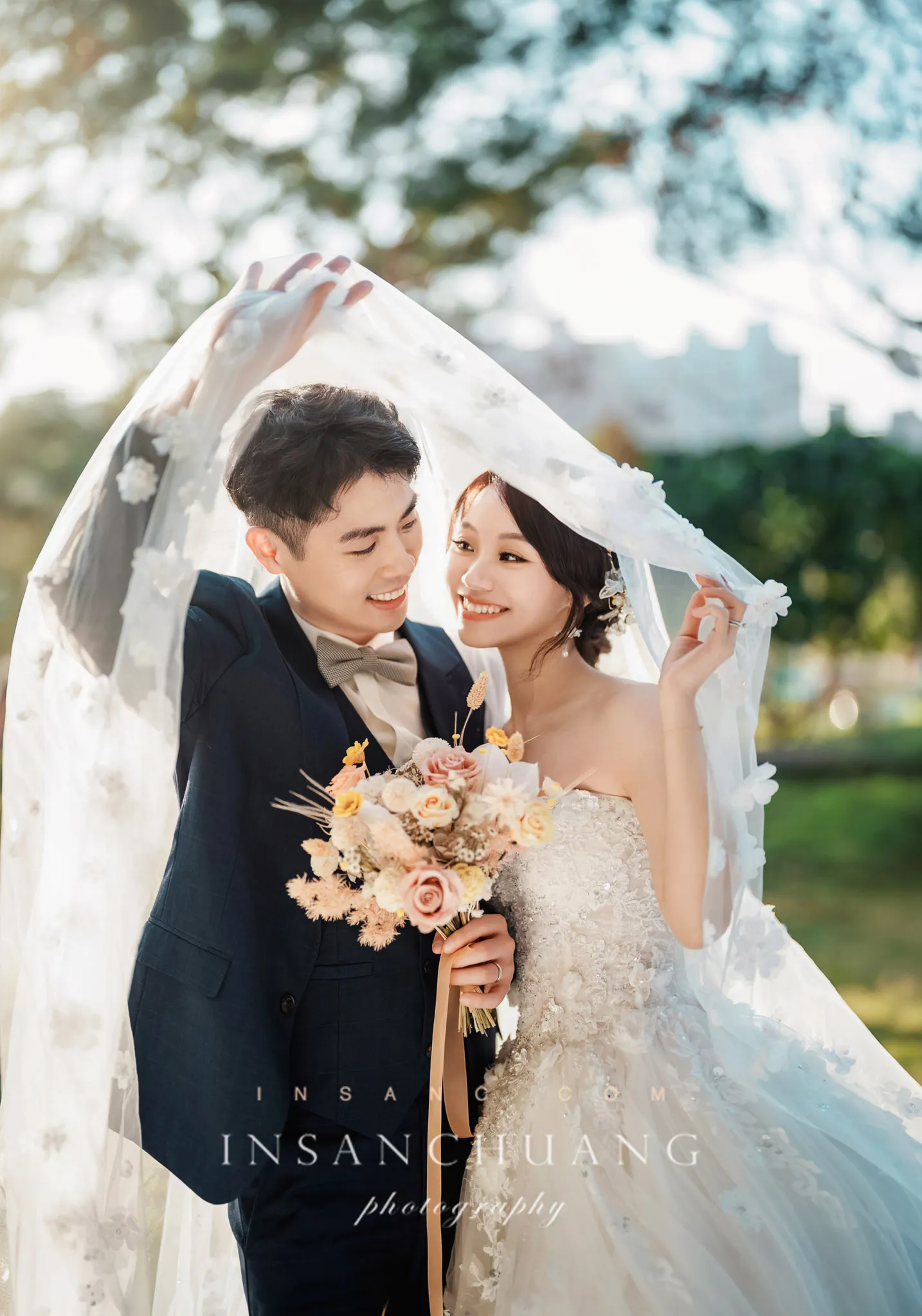 絕美陽明山光影婚紗：晉晉+璐璐最自然的呼吸感婚紗- 造型：朵咪 婚攝英聖