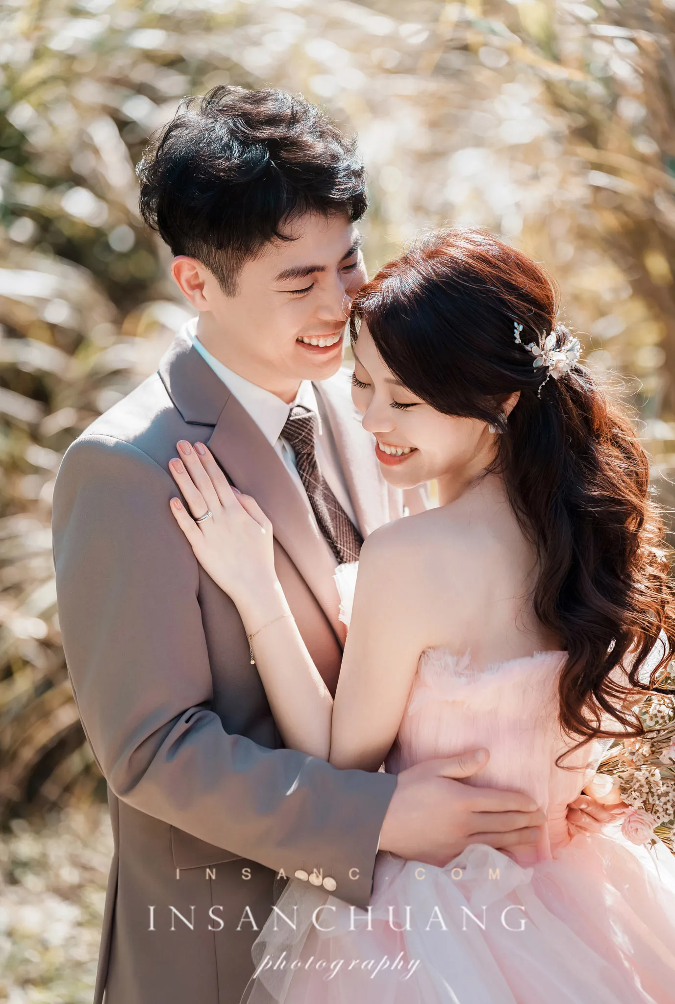 絕美陽明山光影婚紗：晉晉+璐璐最自然的呼吸感婚紗- 造型：朵咪 婚攝英聖