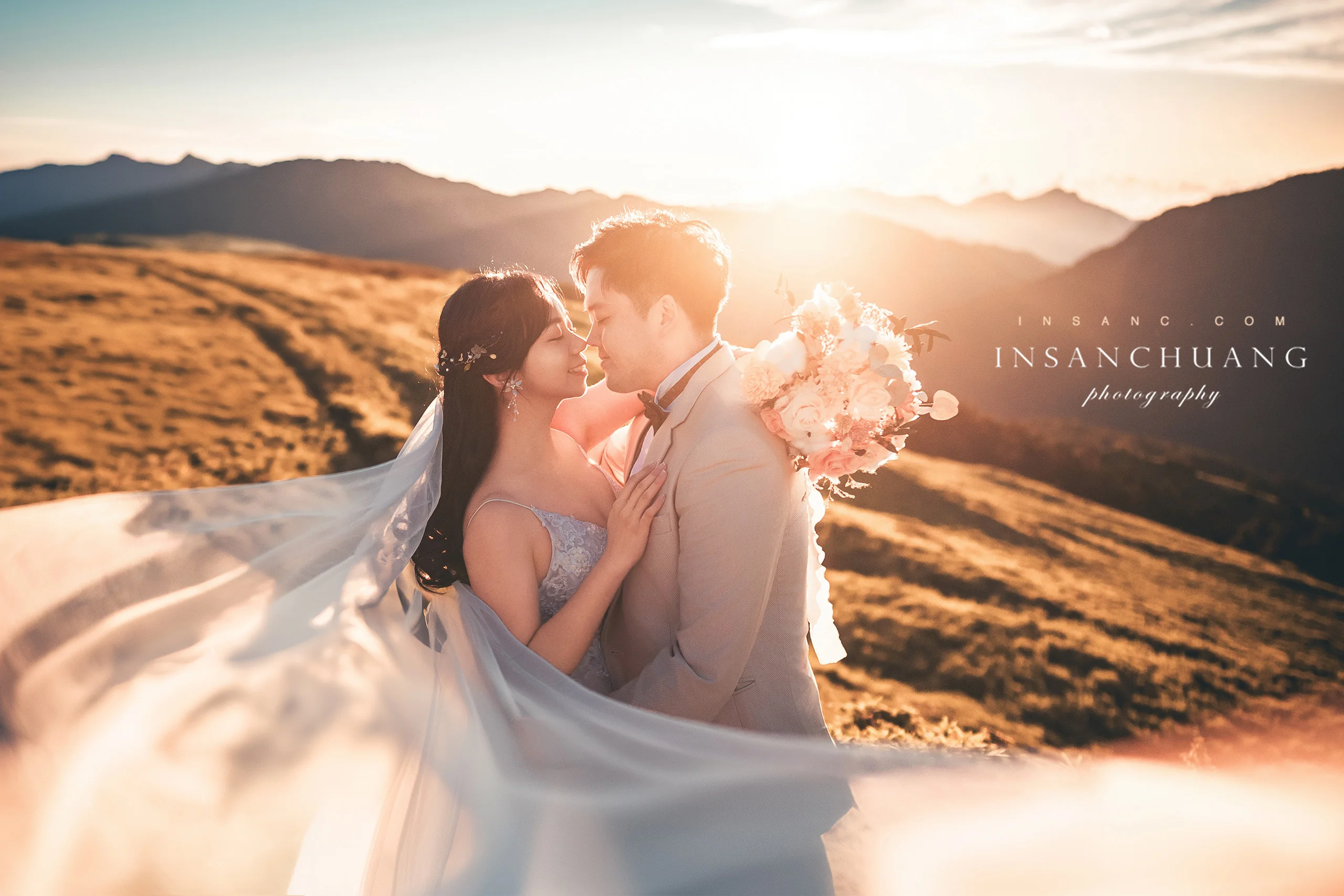 {婚攝英聖 |自主婚紗 }宗軒+芷伶合歡山婚紗-高山婚紗-星空日出婚紗攝影-青青草原-造型:朵咪 婚攝英聖