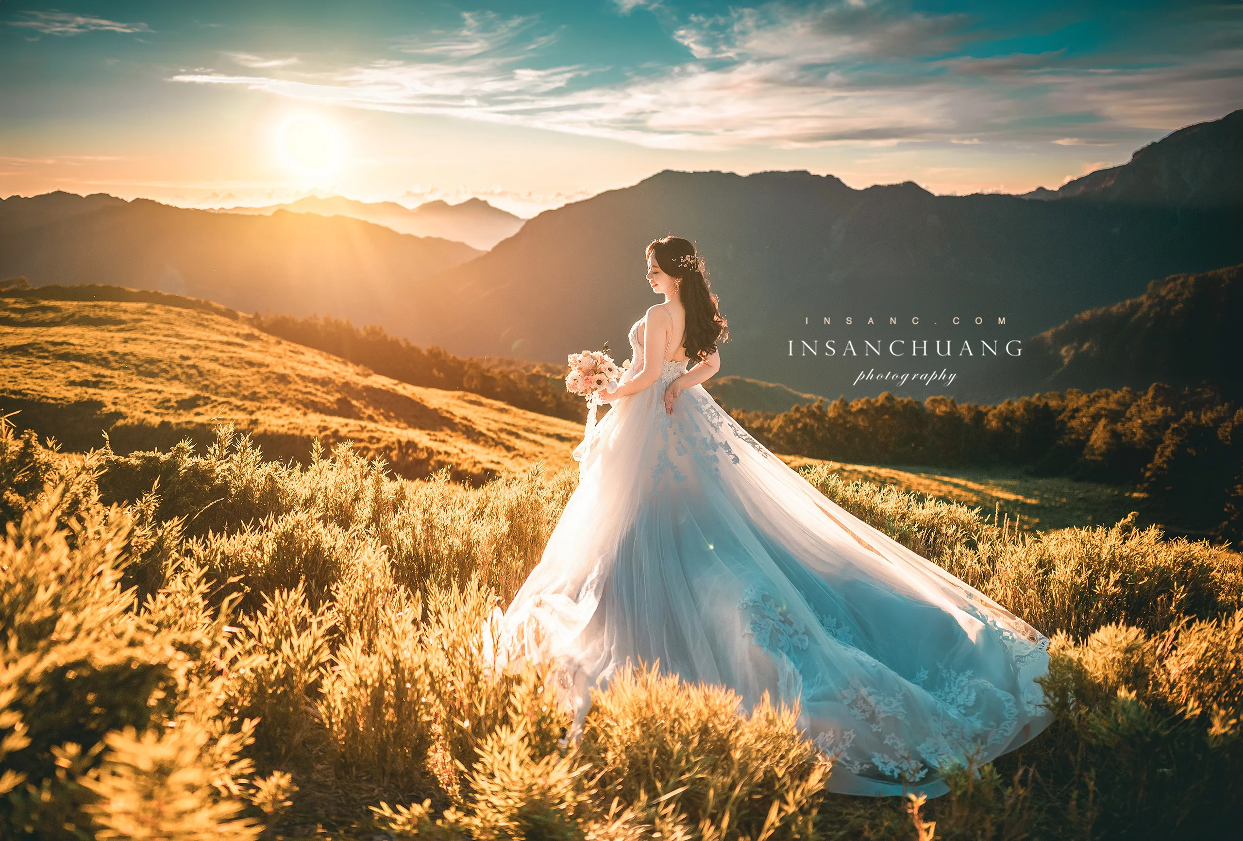 {婚攝英聖 |自主婚紗 }宗軒+芷伶合歡山婚紗-高山婚紗-星空日出婚紗攝影-青青草原-造型:朵咪 婚攝英聖
