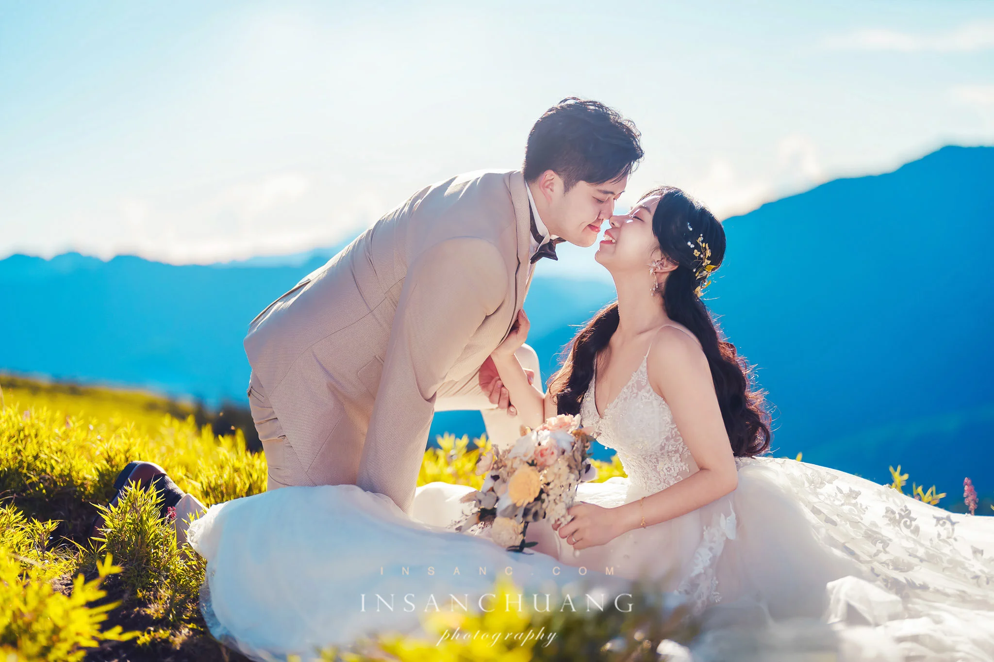 {婚攝英聖 |自主婚紗 }宗軒+芷伶合歡山婚紗-高山婚紗-星空日出婚紗攝影-青青草原-造型:朵咪 婚攝英聖
