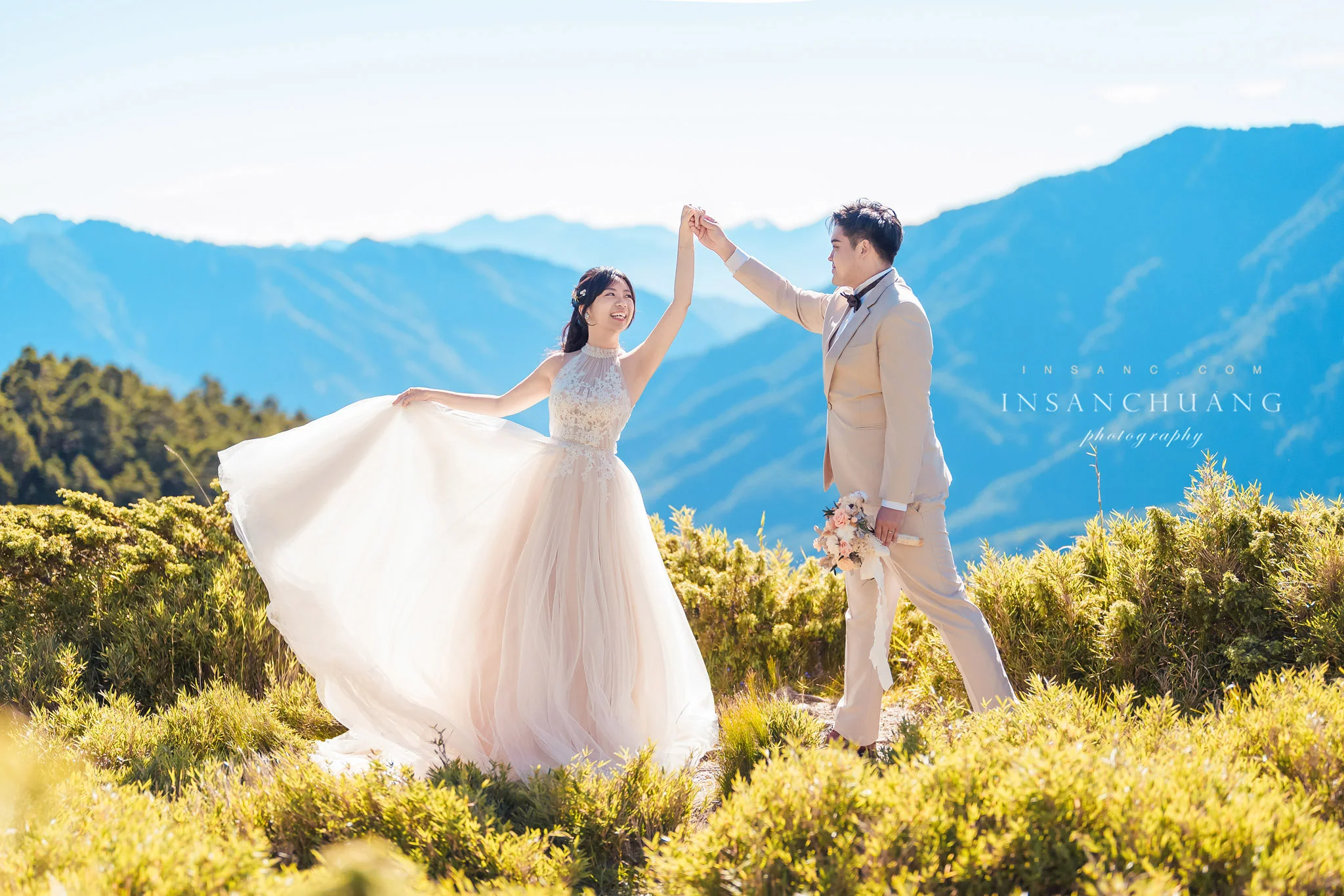 {婚攝英聖 |自主婚紗 }宗軒+芷伶合歡山婚紗-高山婚紗-星空日出婚紗攝影-青青草原-造型:朵咪 婚攝英聖