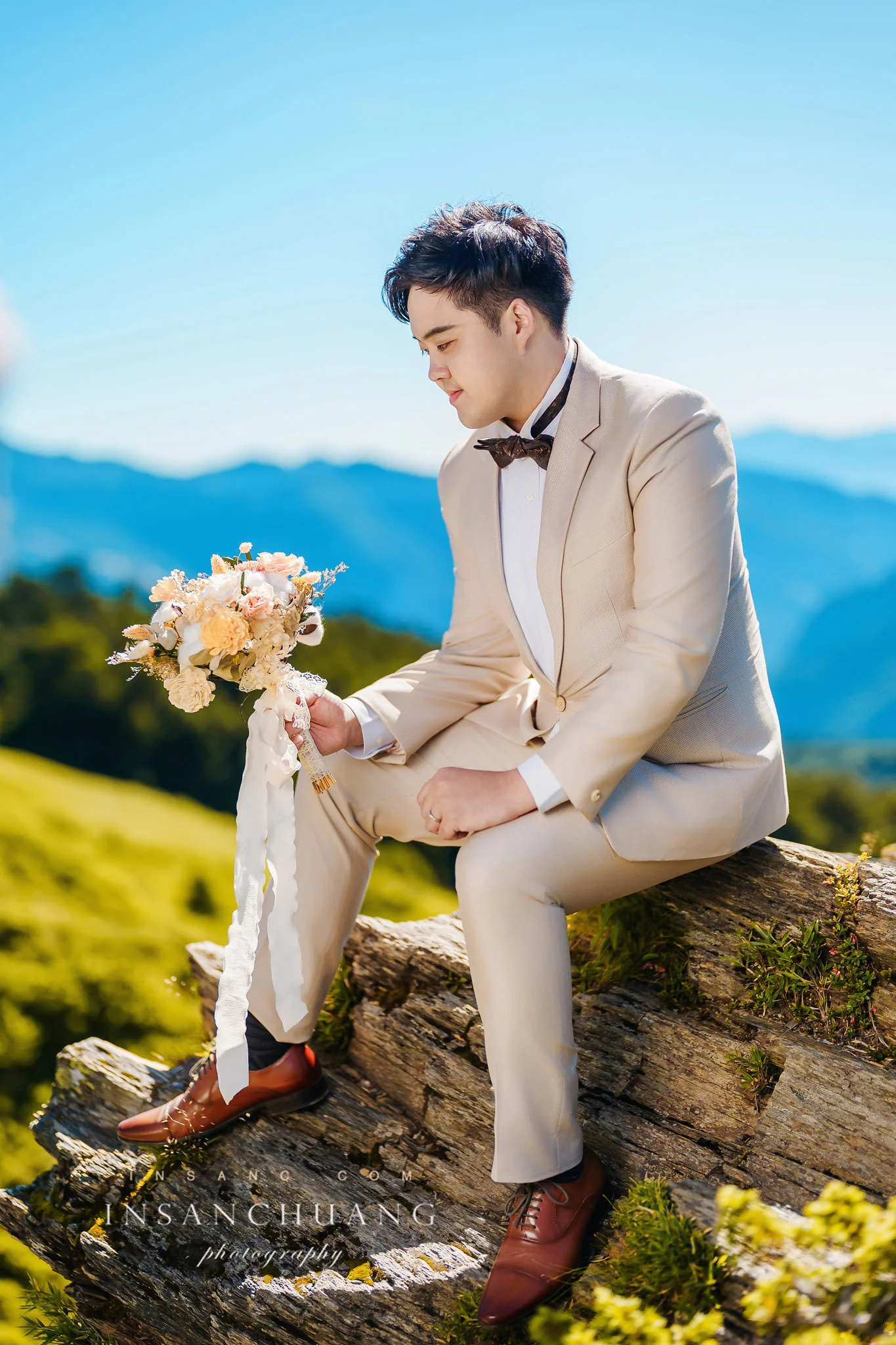 {婚攝英聖 |自主婚紗 }宗軒+芷伶合歡山婚紗-高山婚紗-星空日出婚紗攝影-青青草原-造型:朵咪 婚攝英聖
