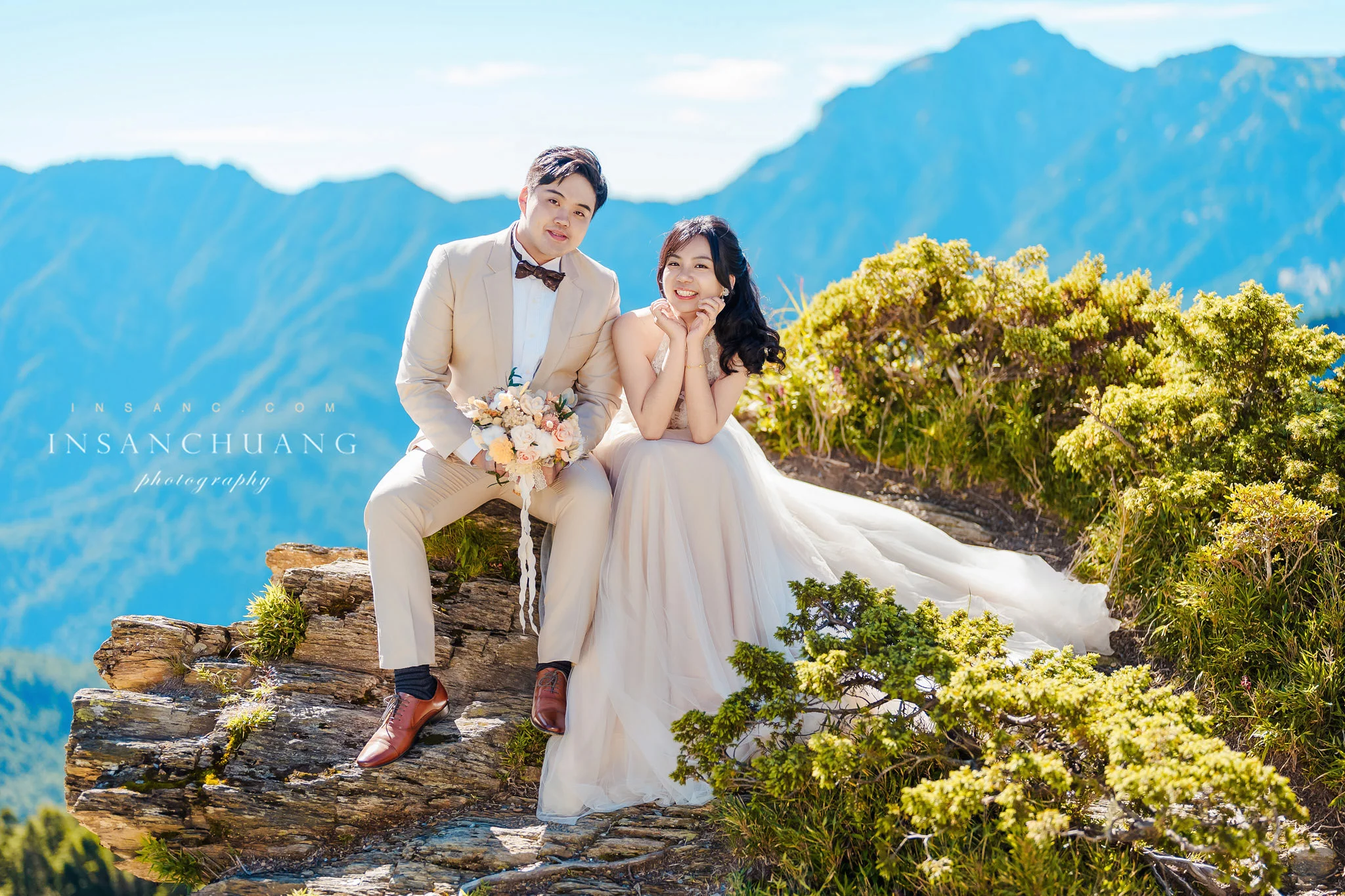 {婚攝英聖 |自主婚紗 }宗軒+芷伶合歡山婚紗-高山婚紗-星空日出婚紗攝影-青青草原-造型:朵咪 婚攝英聖