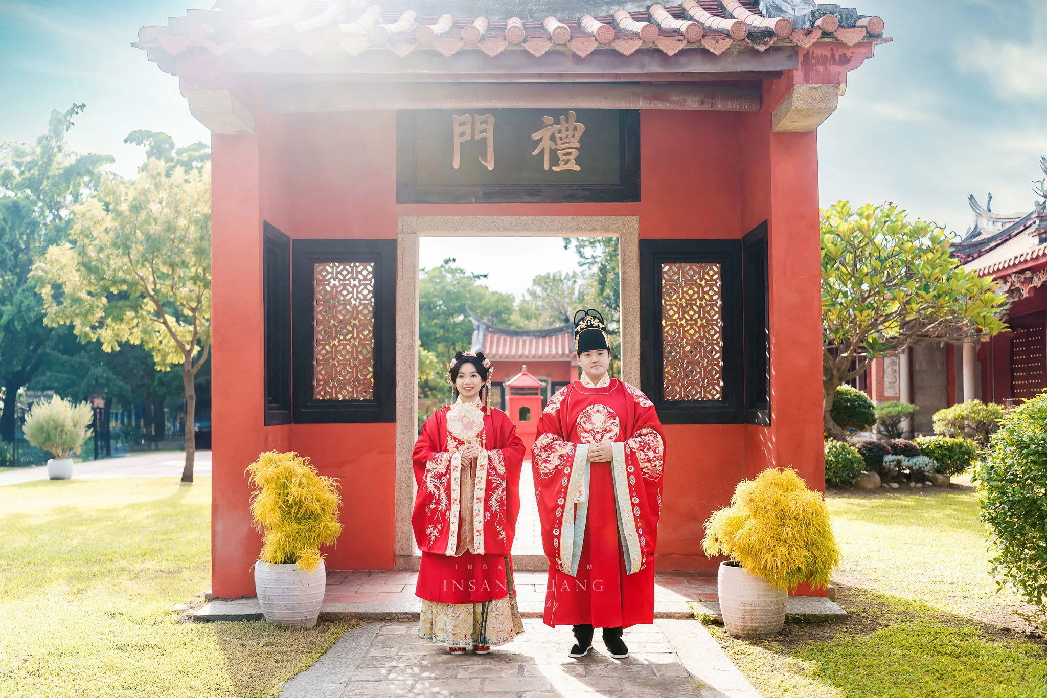 {婚攝英聖 |自主婚紗 }宗軒+芷伶漢服婚紗-古典婚紗-中式婚紗攝影-台南孔廟-造型:Yuki白色夢幻 婚攝英聖