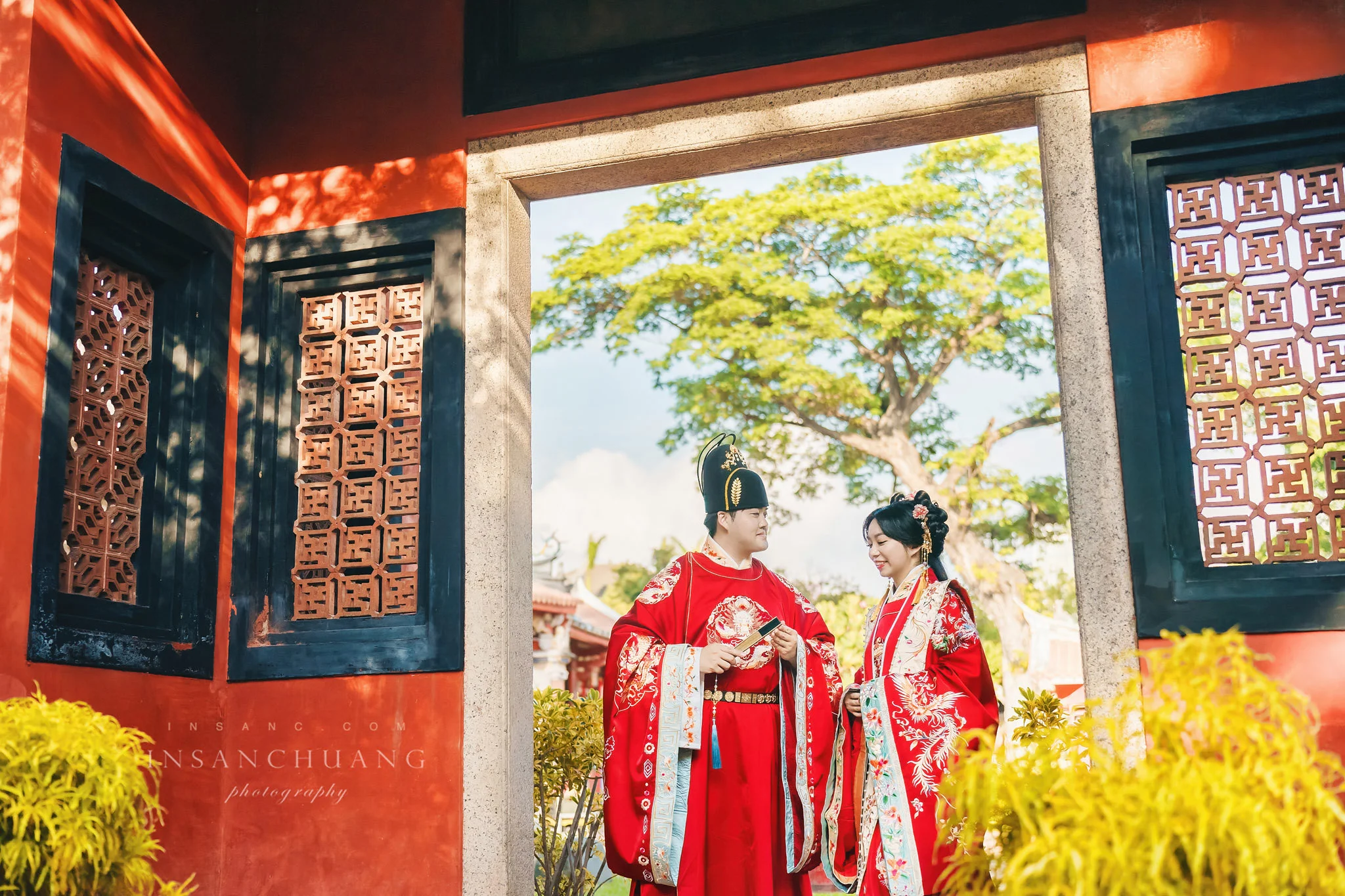 {婚攝英聖 |自主婚紗 }宗軒+芷伶漢服婚紗-古典婚紗-中式婚紗攝影-台南孔廟-造型:Yuki白色夢幻 婚攝英聖