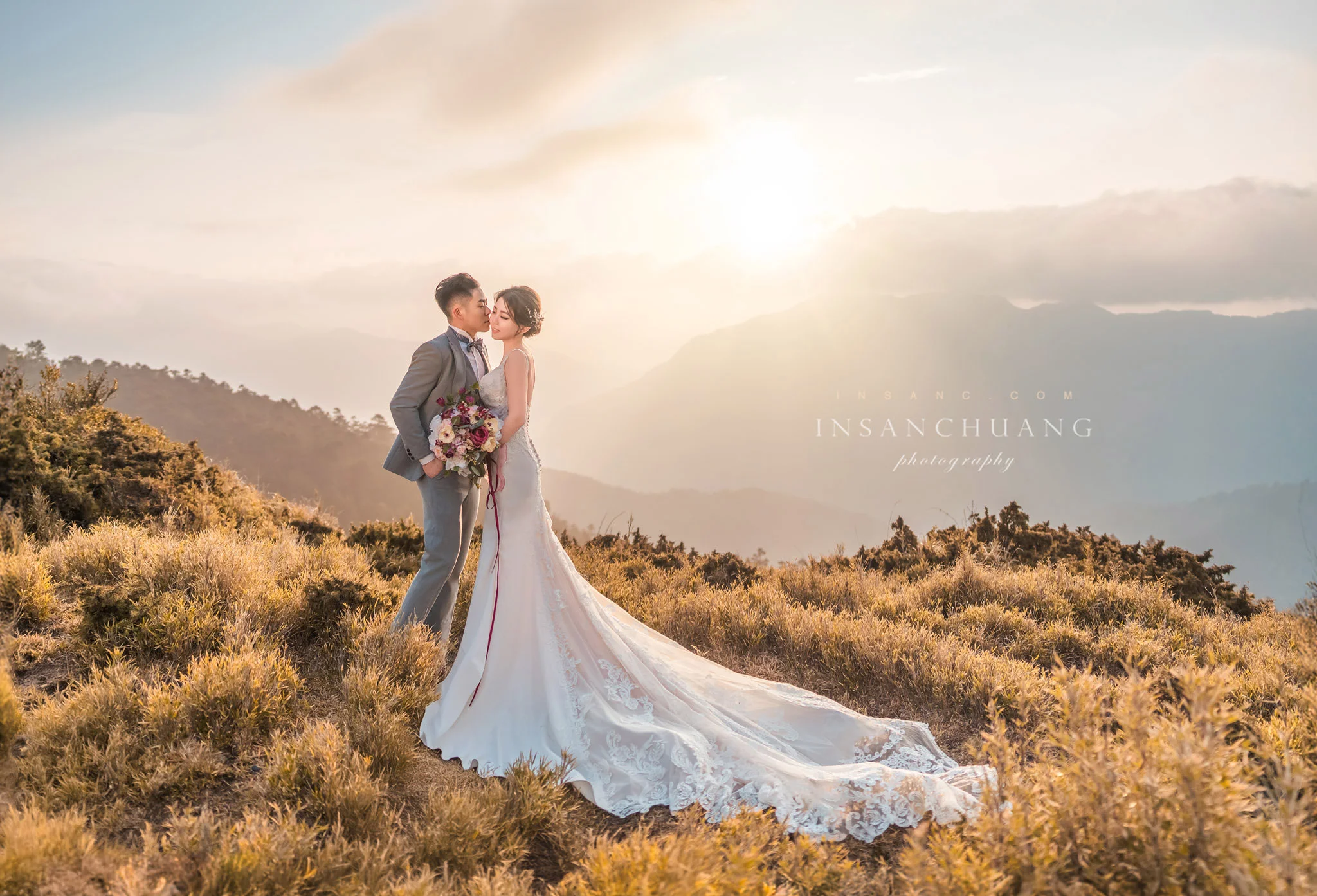 {婚攝英聖|自主婚紗}Anderson+Miranda有山有海合歡山高山婚紗攝影-苗栗火炎山-海邊夕陽-老英格蘭婚紗-造型:朵咪 15 {婚攝英聖|自主婚紗}Anderson+Miranda有山有海合歡山高山婚紗攝影-苗栗火炎山-海邊夕陽-老英格蘭婚紗-造型:朵咪 婚攝英聖