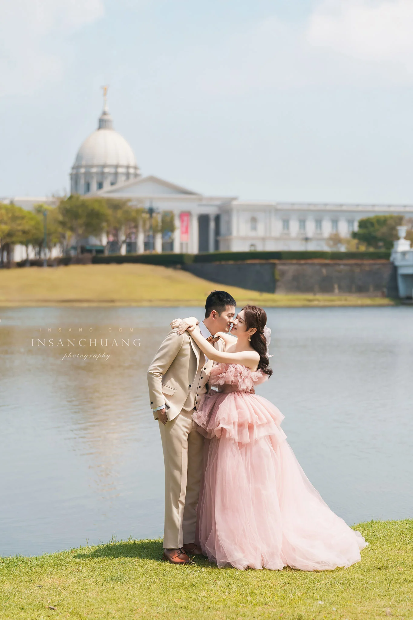 {婚攝英聖|自主婚紗}一心+小瑜婚紗-台南成大-奇美博物館-漁光島-造型:崔羿樂 婚攝英聖
