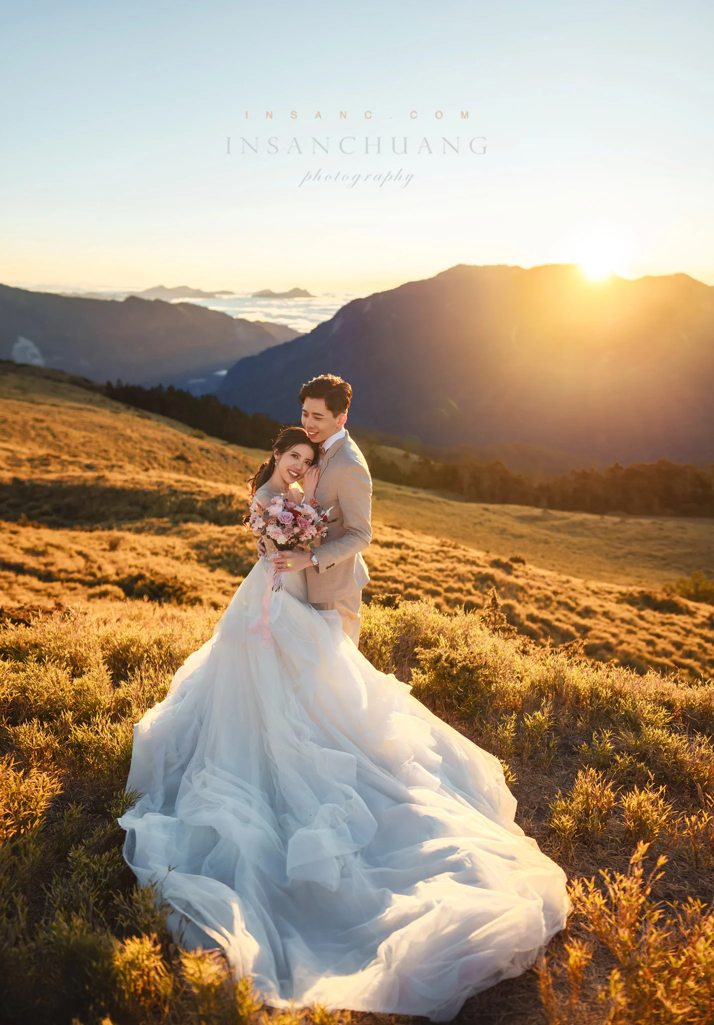 {婚攝英聖|自主婚紗}楊+Abby合歡山高山婚紗-星空日出婚紗攝影-便服婚紗-造型:朵咪 婚攝英聖