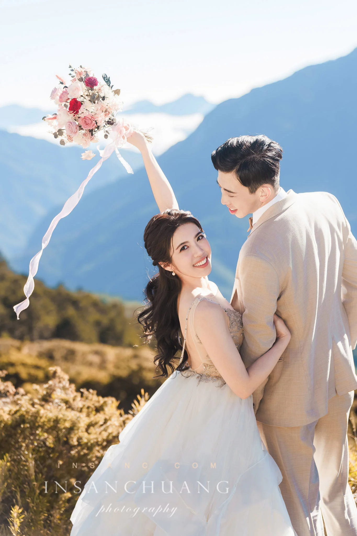 {婚攝英聖|自主婚紗}楊+Abby合歡山高山婚紗-星空日出婚紗攝影-便服婚紗-造型:朵咪 婚攝英聖